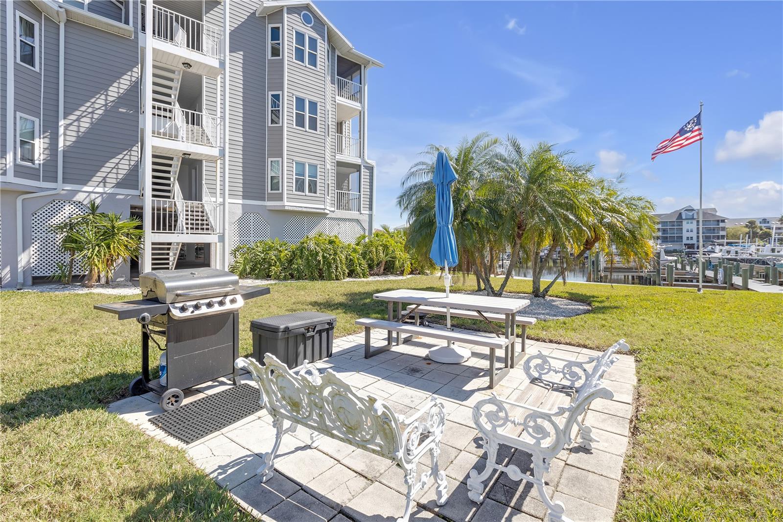 Image 21 of 43 For 5722 Biscayne Court 308