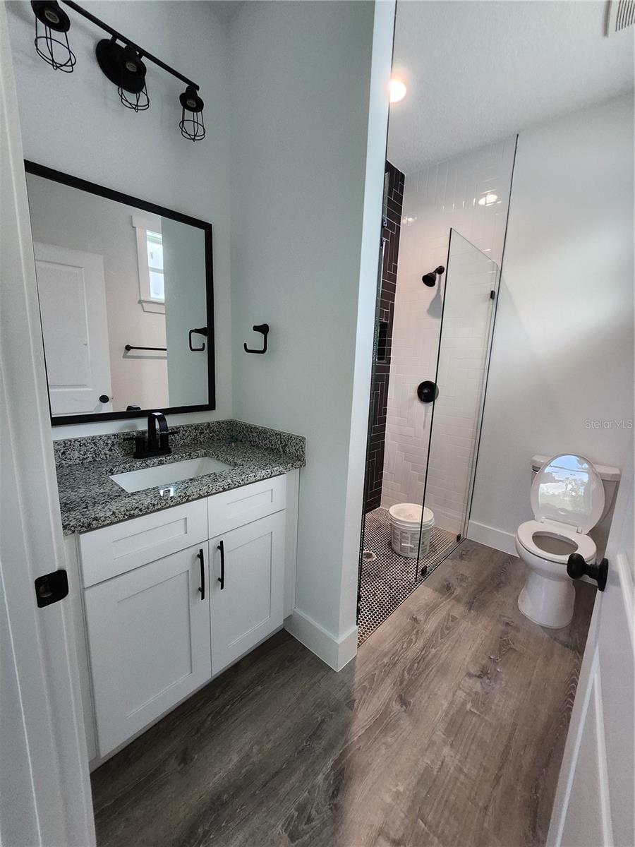 Image 22 of 29 For 8111 Edison Avenue