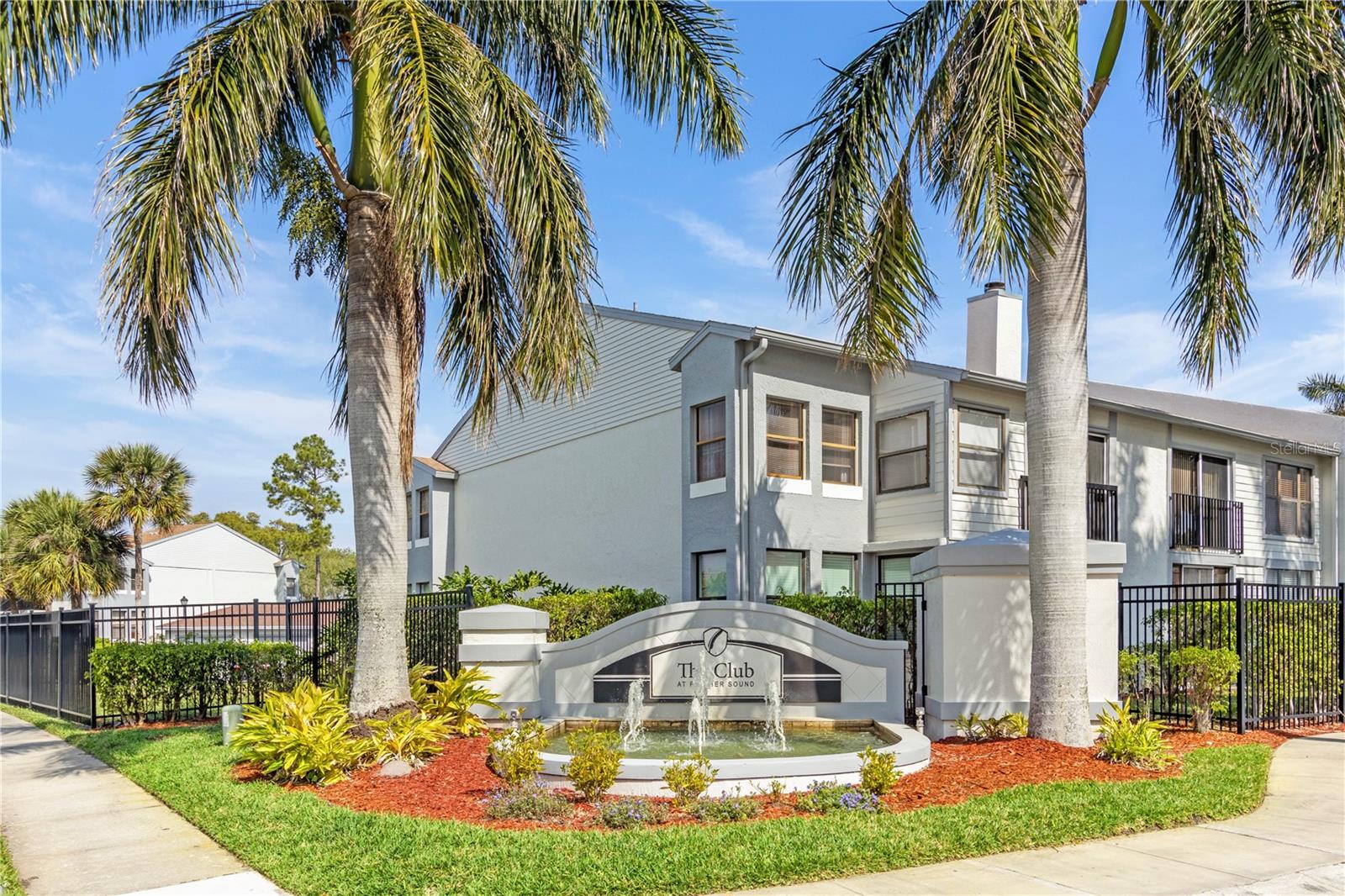 Image 41 of 48 For 2073 Skimmer Court W 211