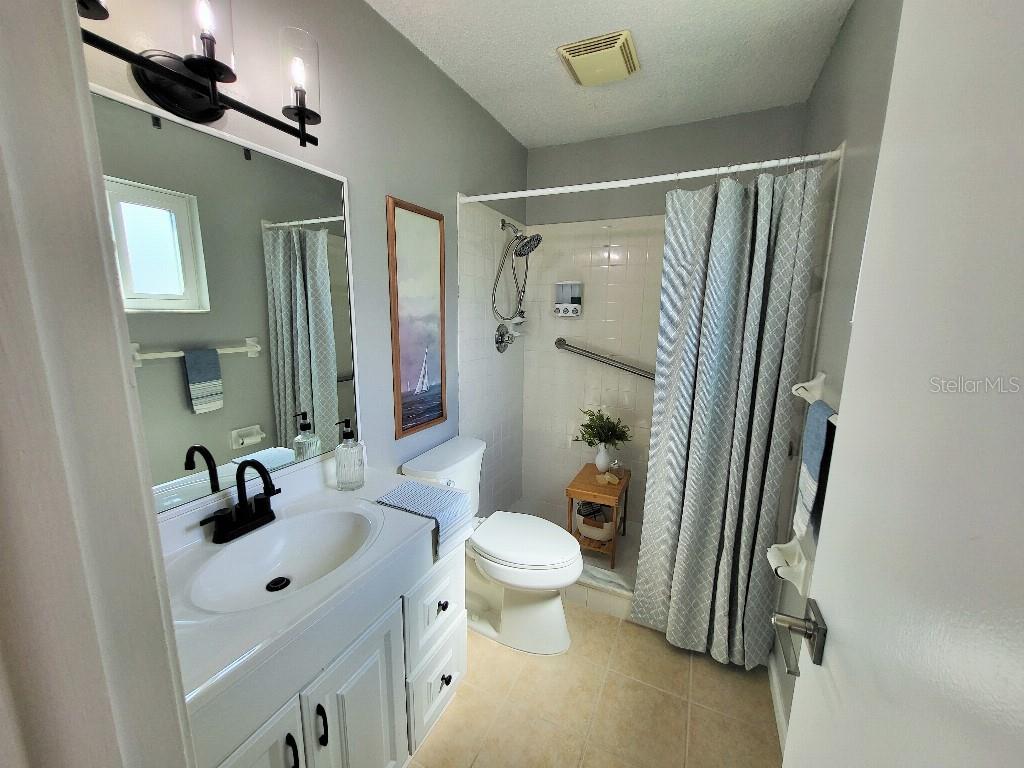 Image 13 of 25 For 6707 Thorman Road