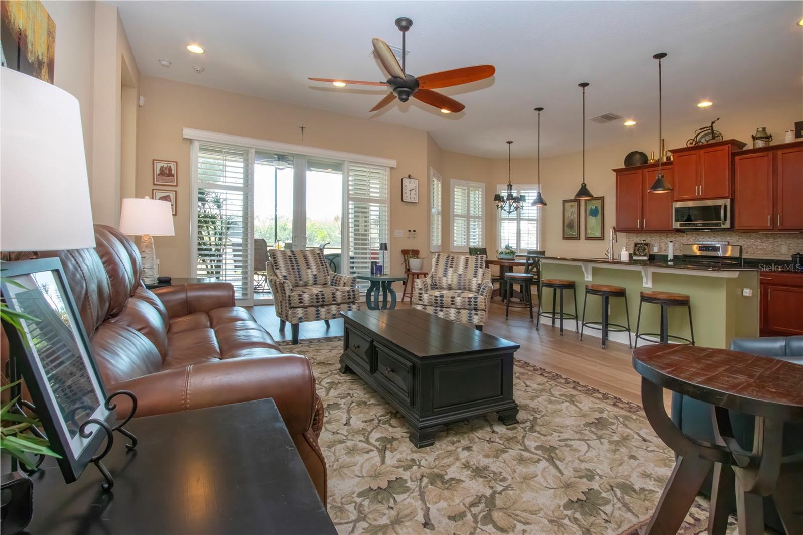 Image 13 of 82 For 328 Siena Vista Place