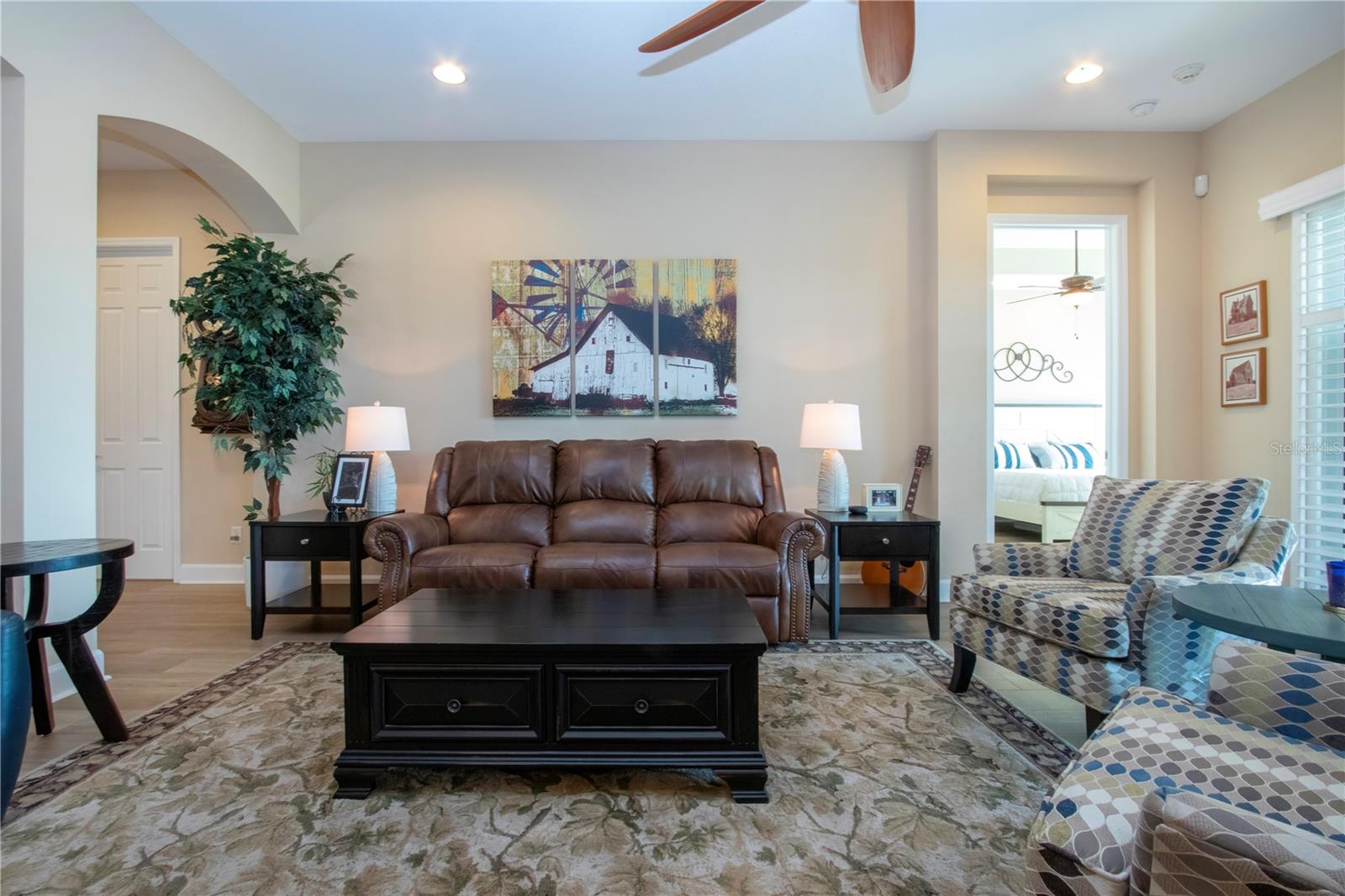 Image 7 of 82 For 328 Siena Vista Place
