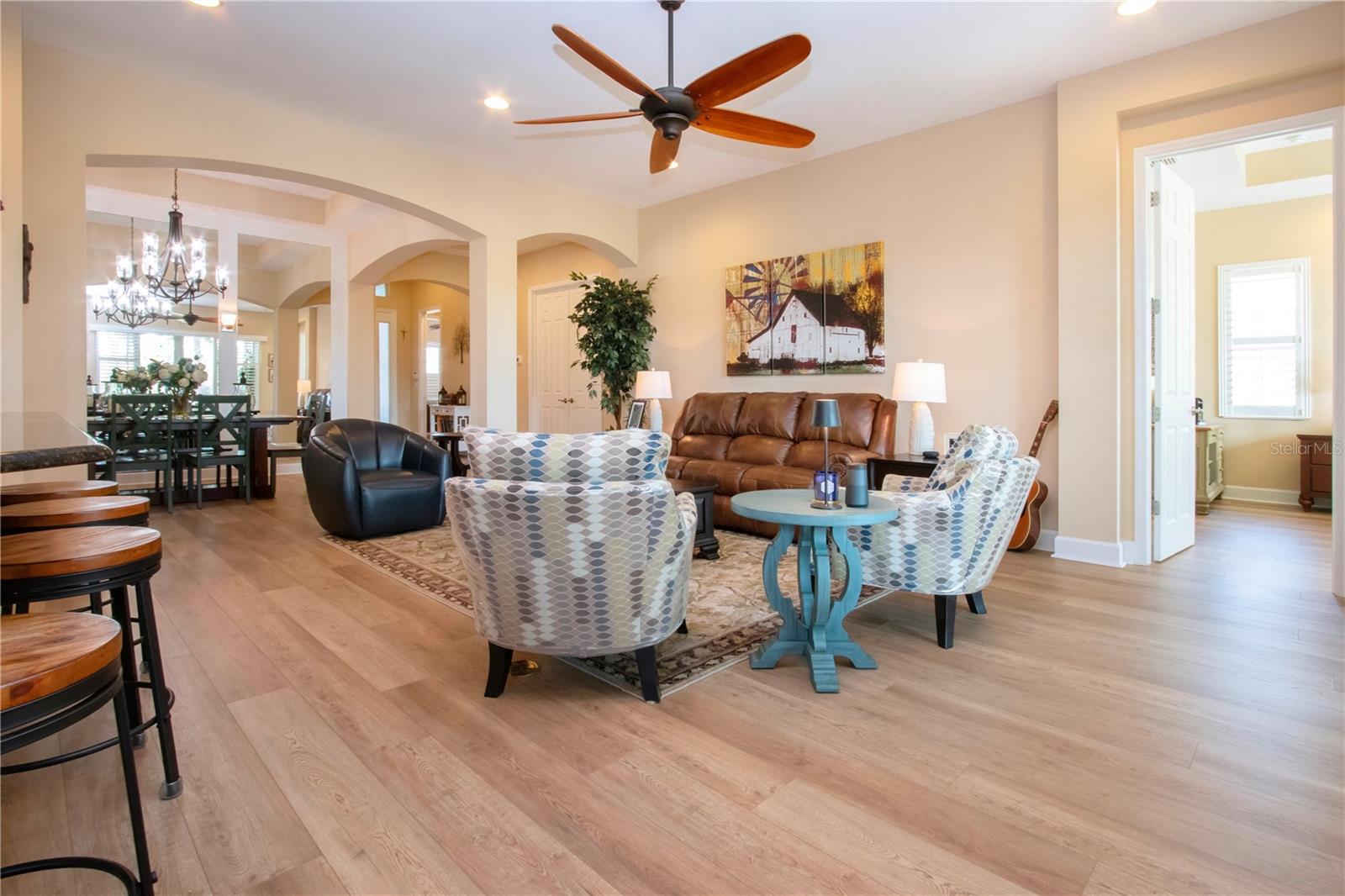 Image 8 of 82 For 328 Siena Vista Place