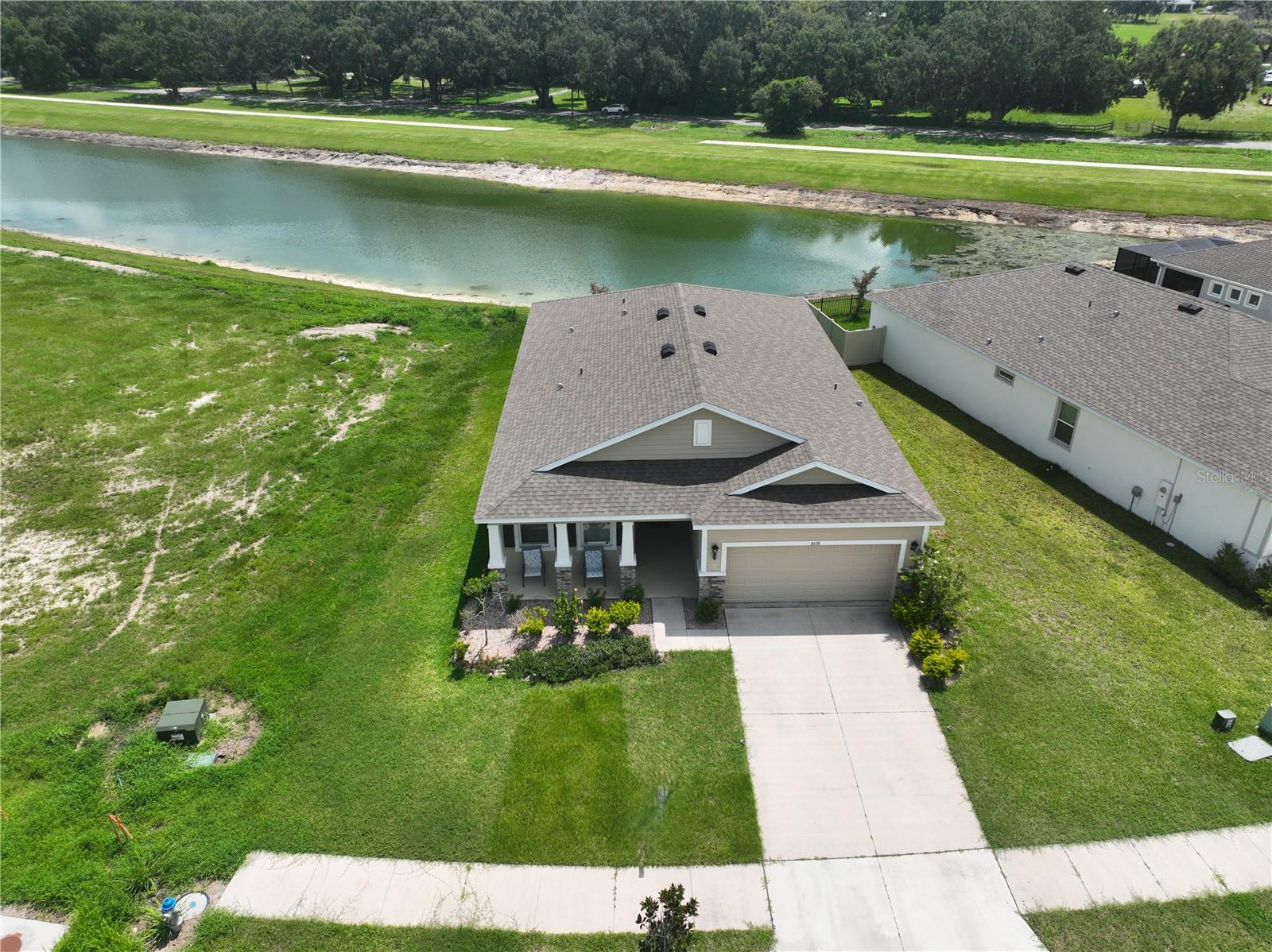 Listing photo id 42 for 8438 Wheat Stone Drive