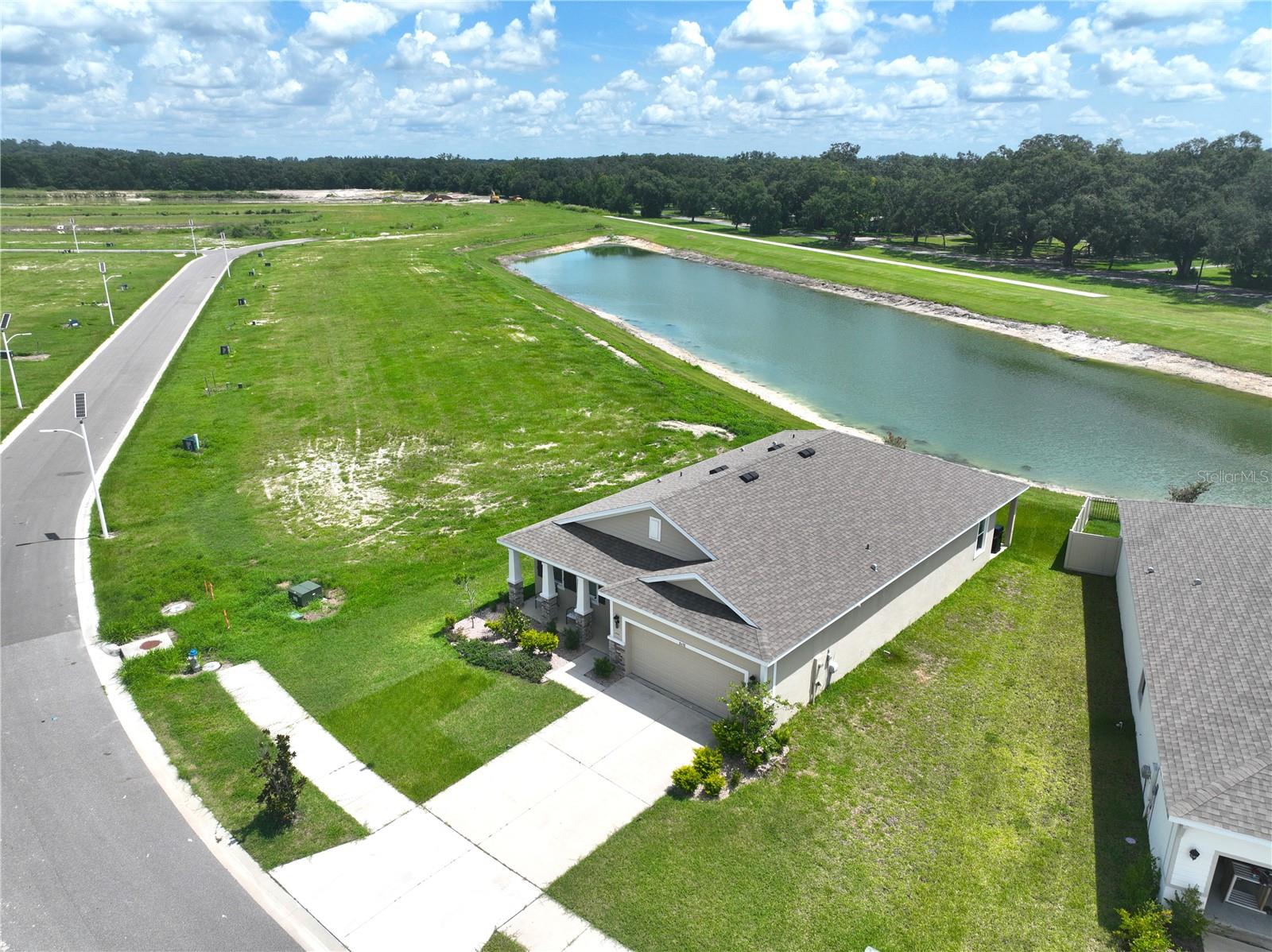 Listing photo id 43 for 8438 Wheat Stone Drive