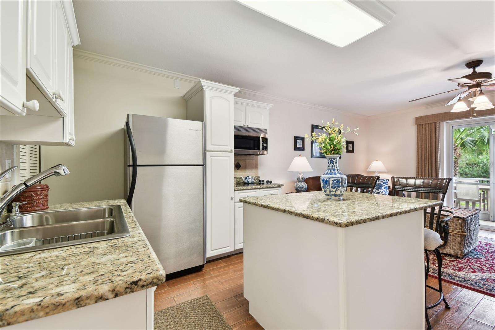 Listing photo id 35 for 9770 Indian Key Trail 102