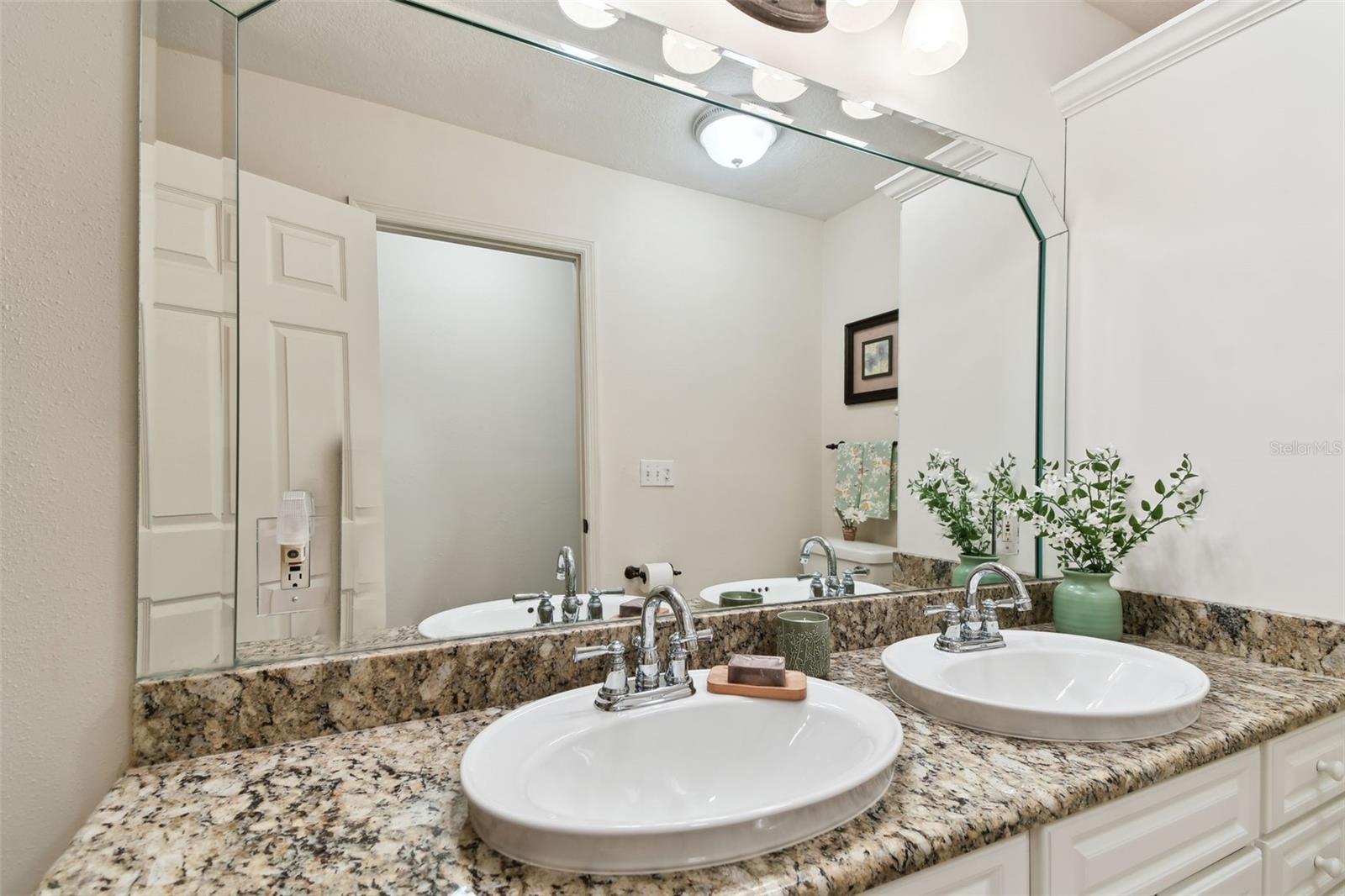 Listing photo id 42 for 9770 Indian Key Trail 102