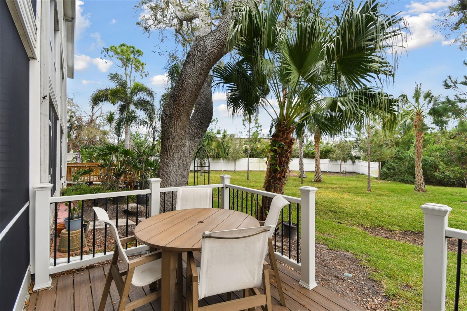 Listing photo id 46 for 9770 Indian Key Trail 102