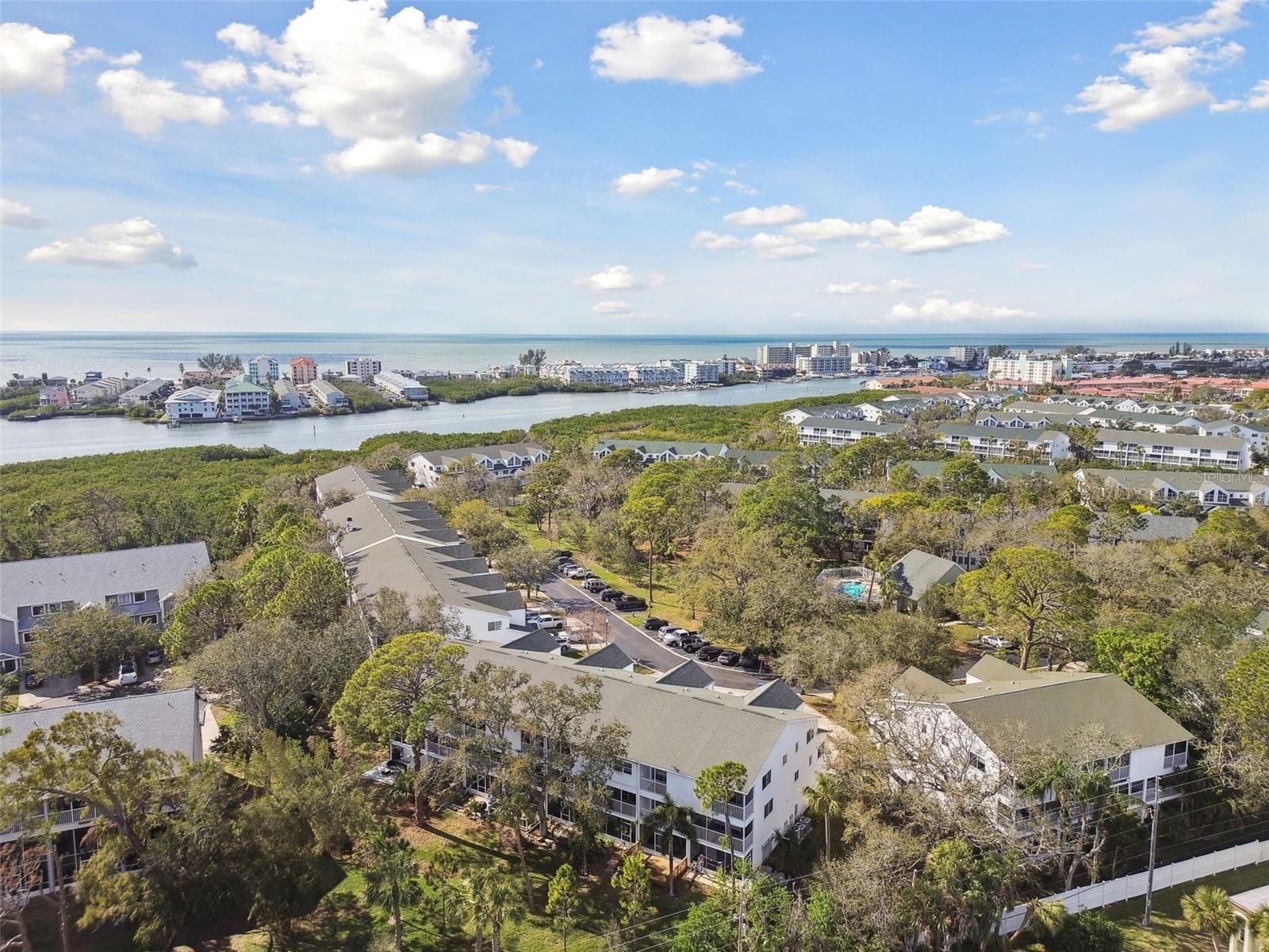 Listing photo id 82 for 9770 Indian Key Trail 102