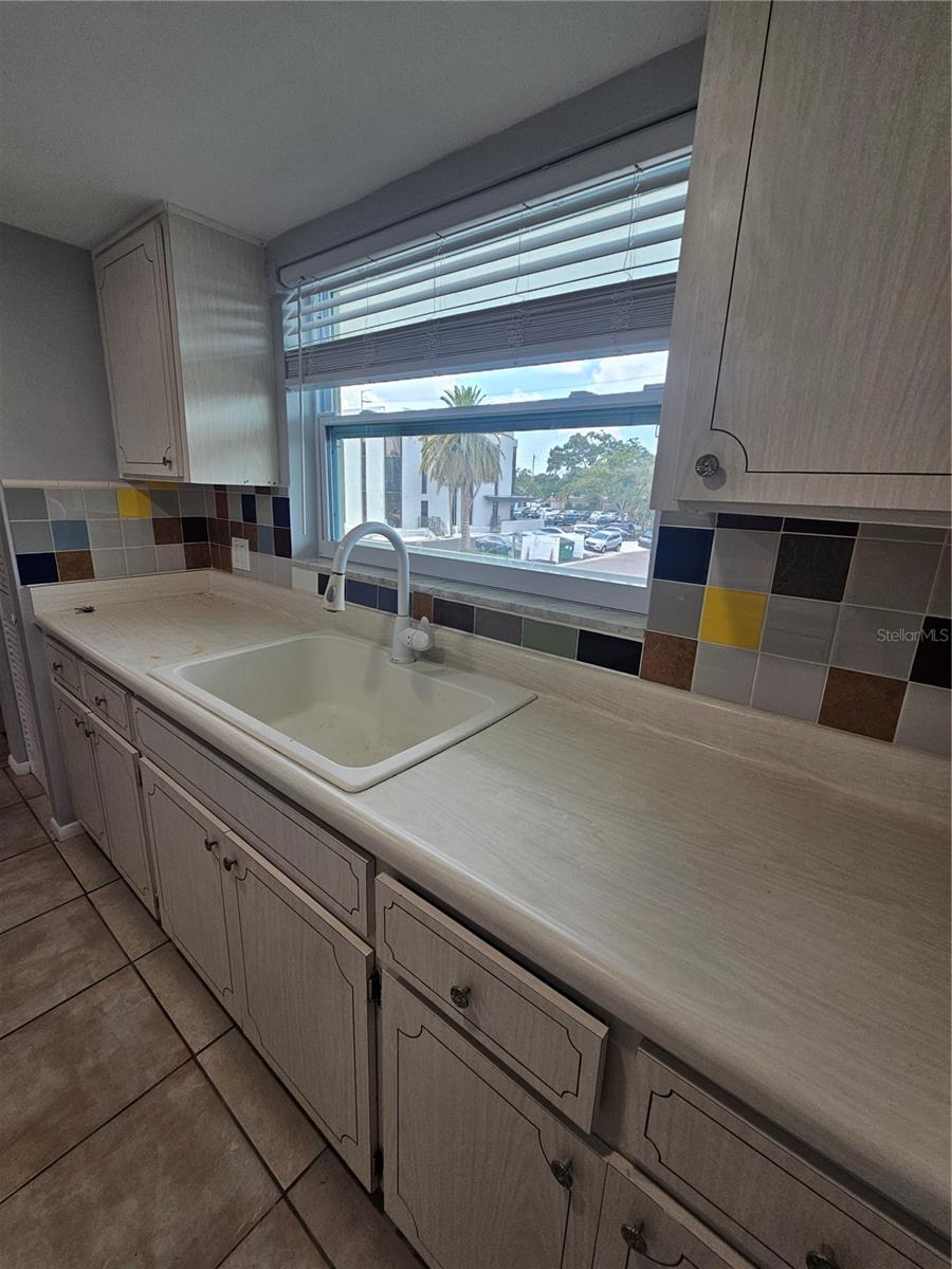 Image 33 of 36 For 1433 Belcher Road A12