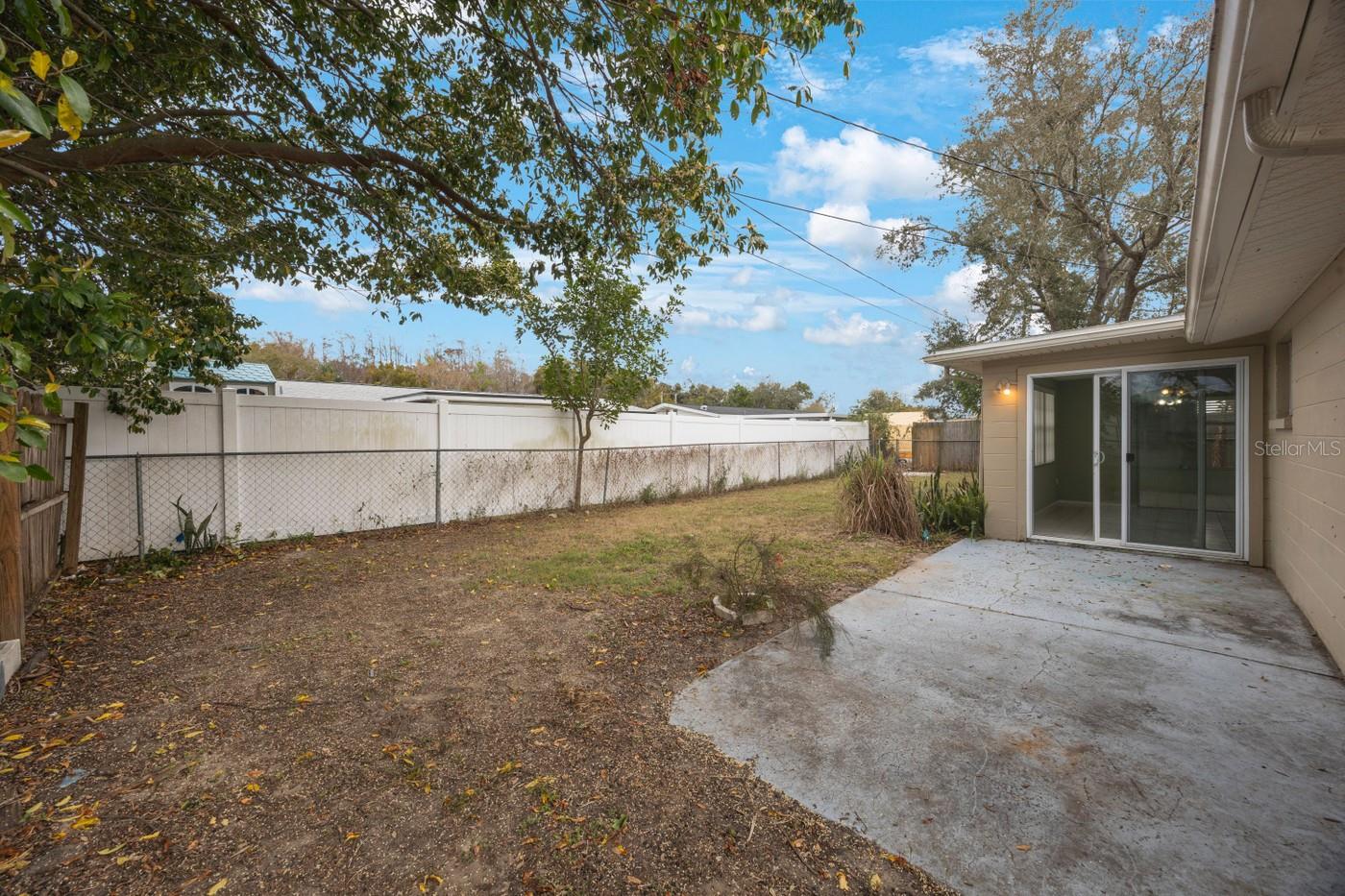 Listing photo id 29 for 5317 Tammy Lane