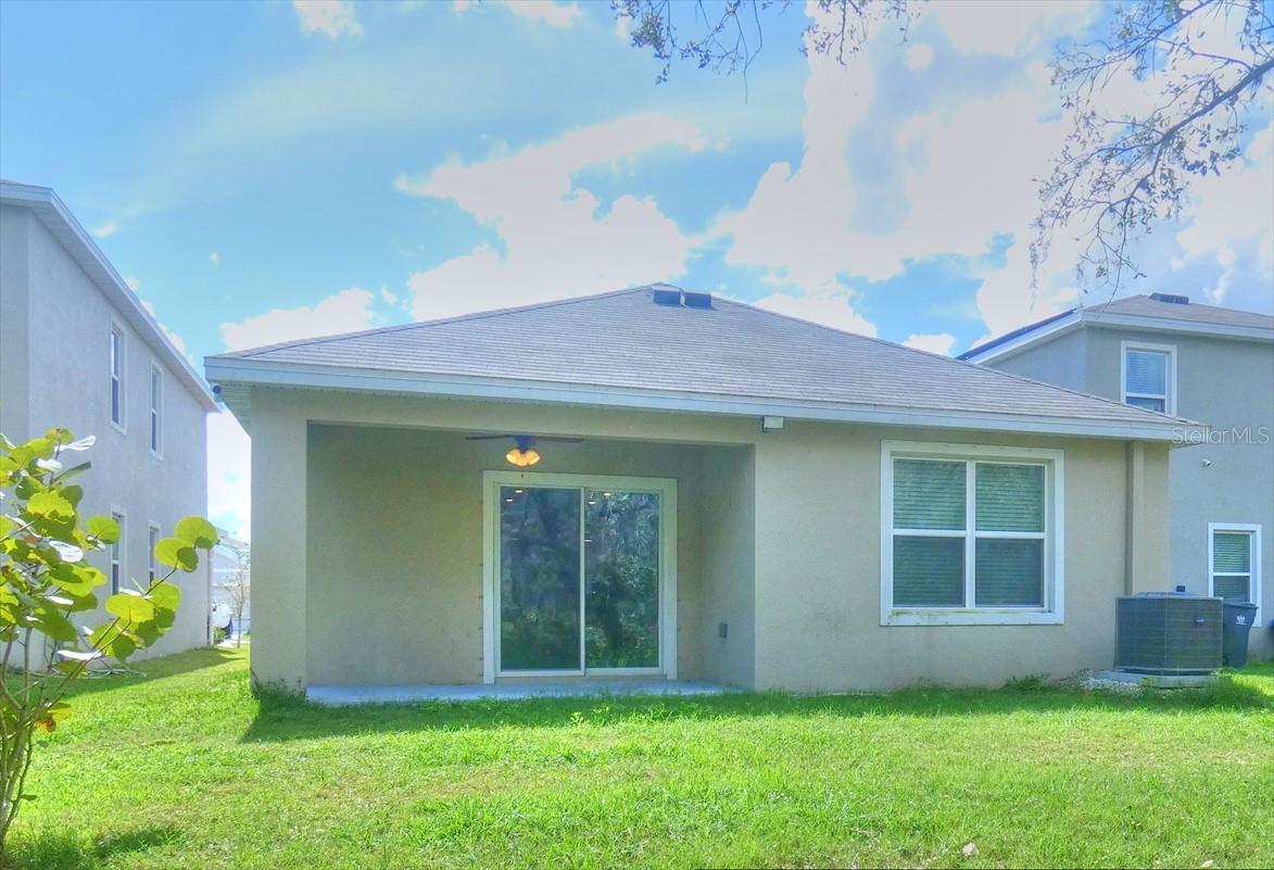 Image 12 of 30 For 17014 Oval Rum Drive