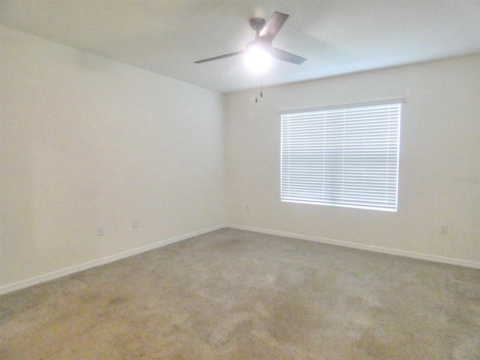 Image 15 of 30 For 17014 Oval Rum Drive