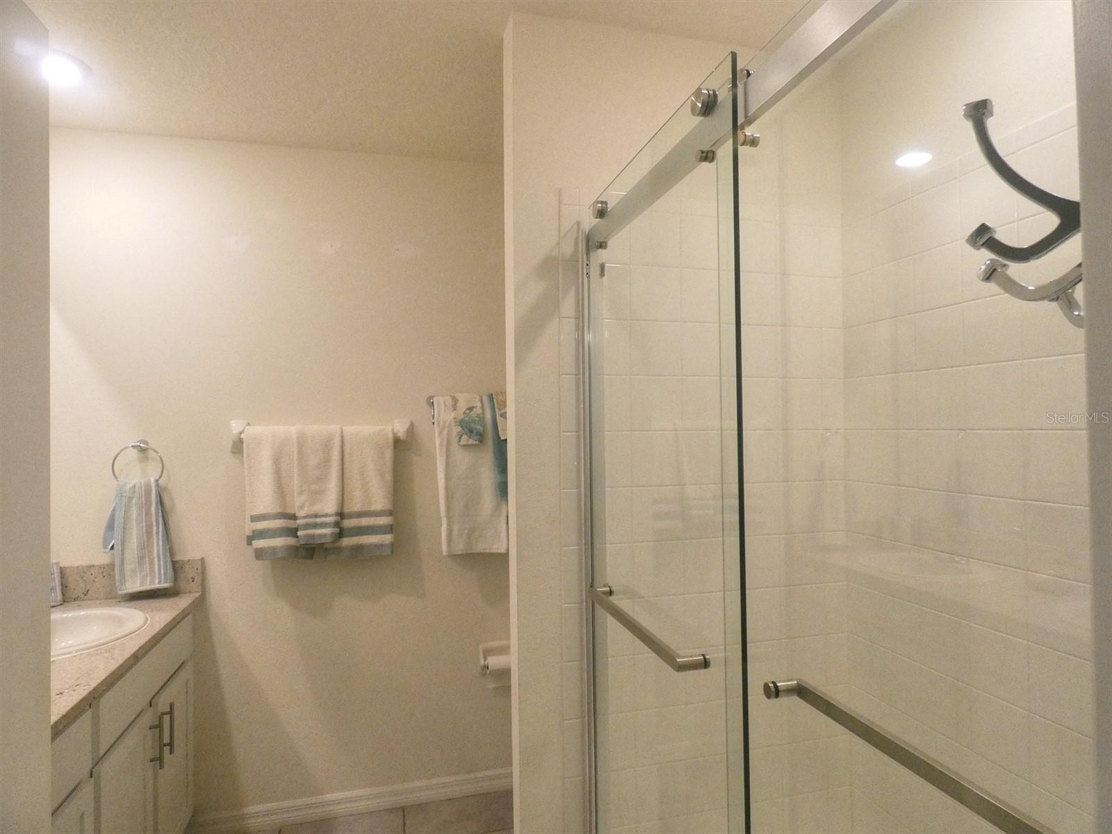 Image 17 of 30 For 17014 Oval Rum Drive