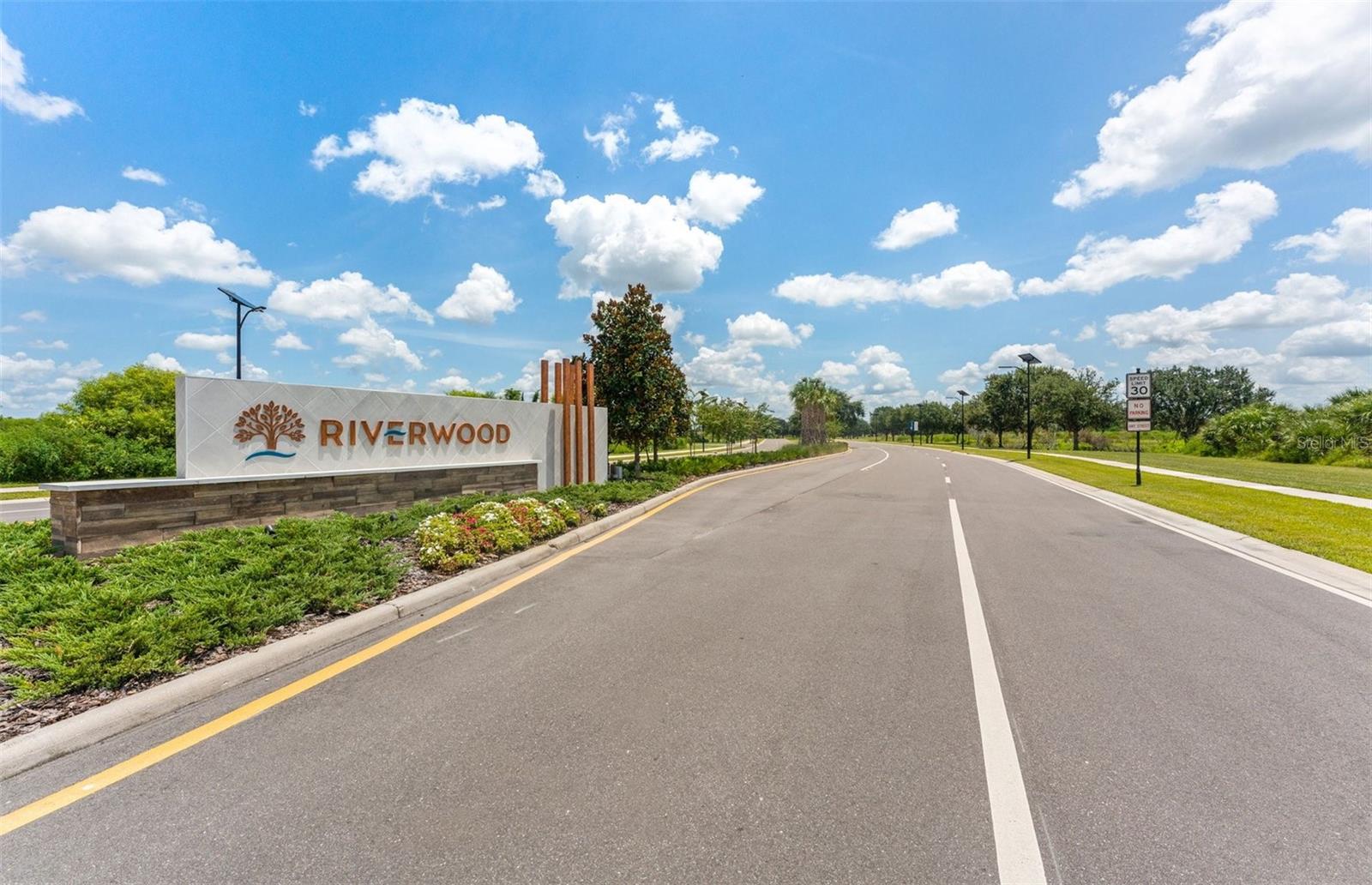 Listing photo id 26 for 37244 Clinch Circle