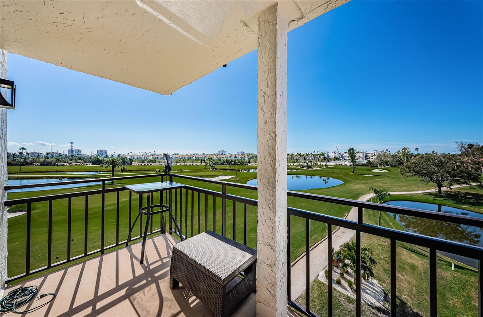 Image 11 of 43 For 6210 Sun Boulevard 408