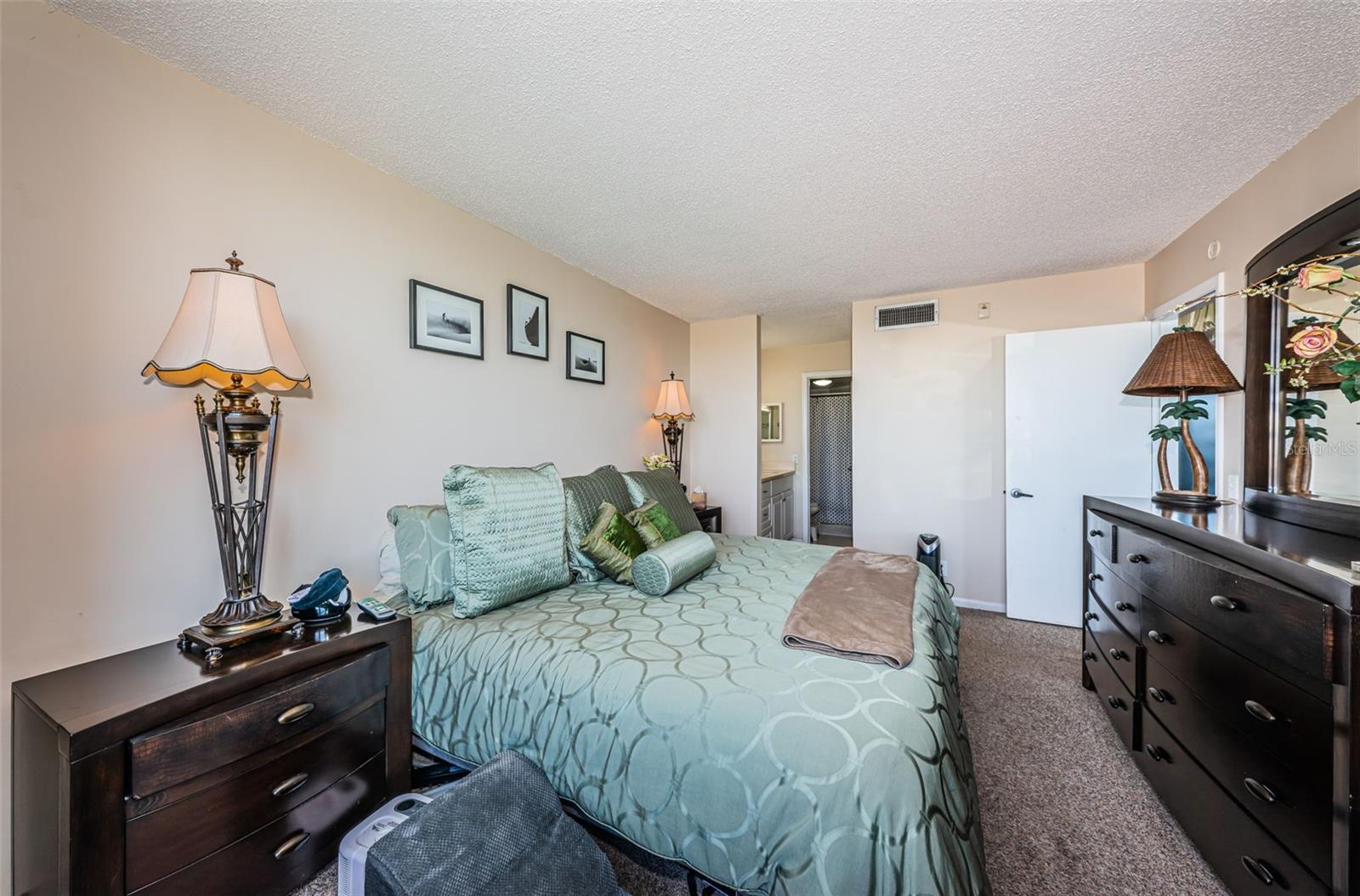 Image 17 of 43 For 6210 Sun Boulevard 408
