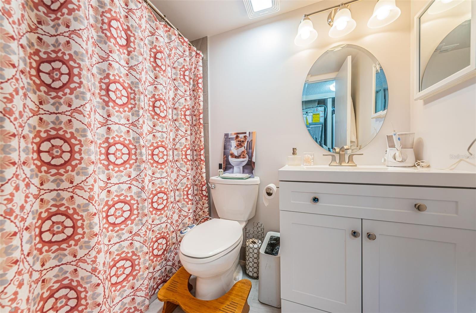 Image 24 of 43 For 6210 Sun Boulevard 408