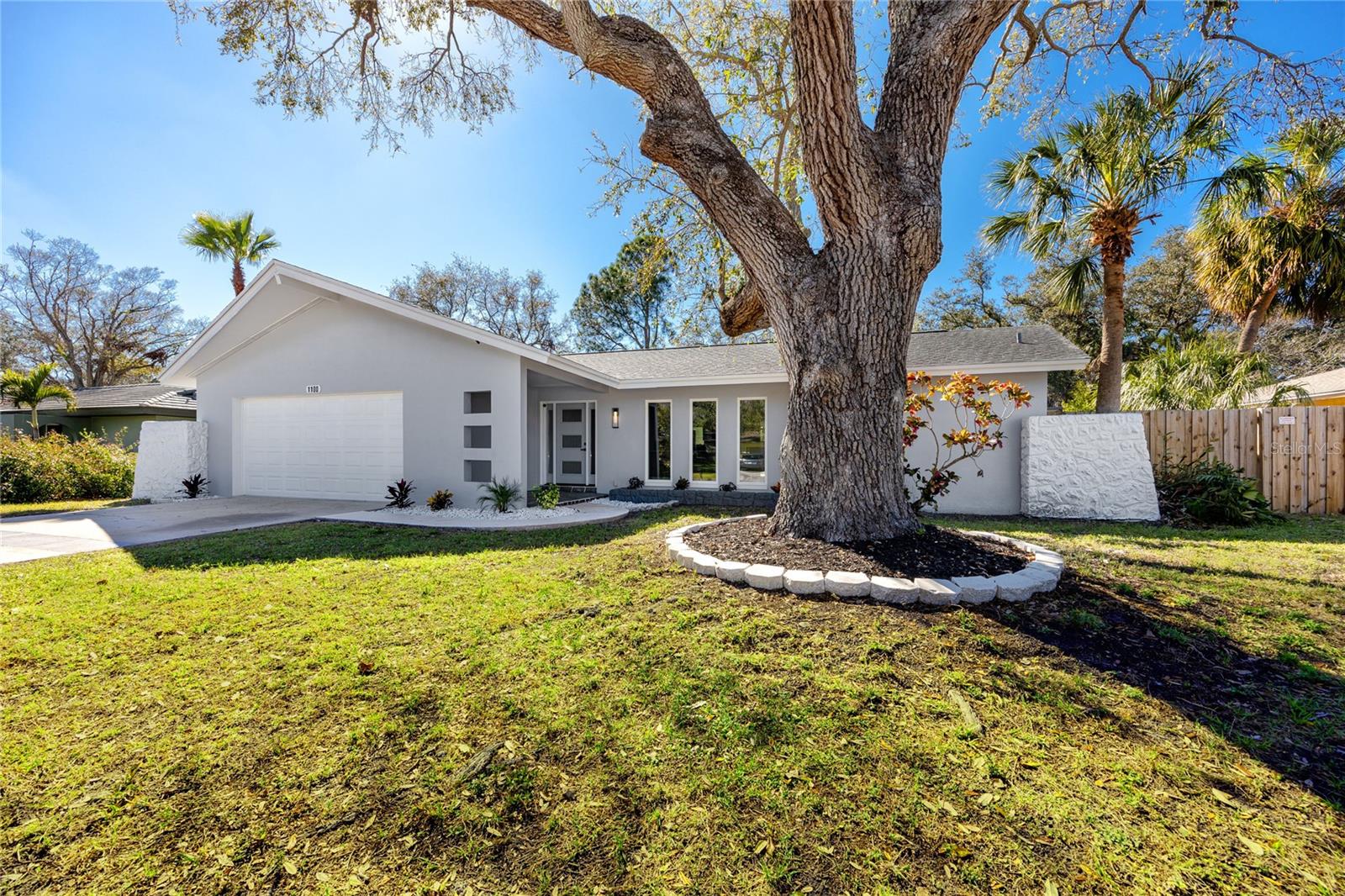 Image 35 of 38 For 1100 Webb Dr