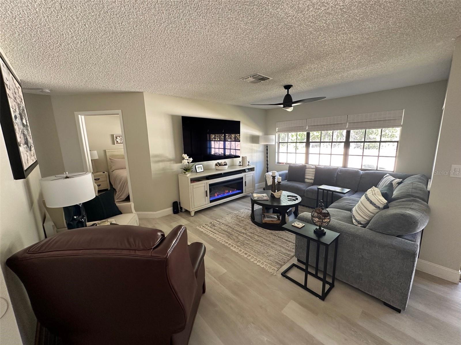 Image 6 of 24 For 3497 Birchwood Court