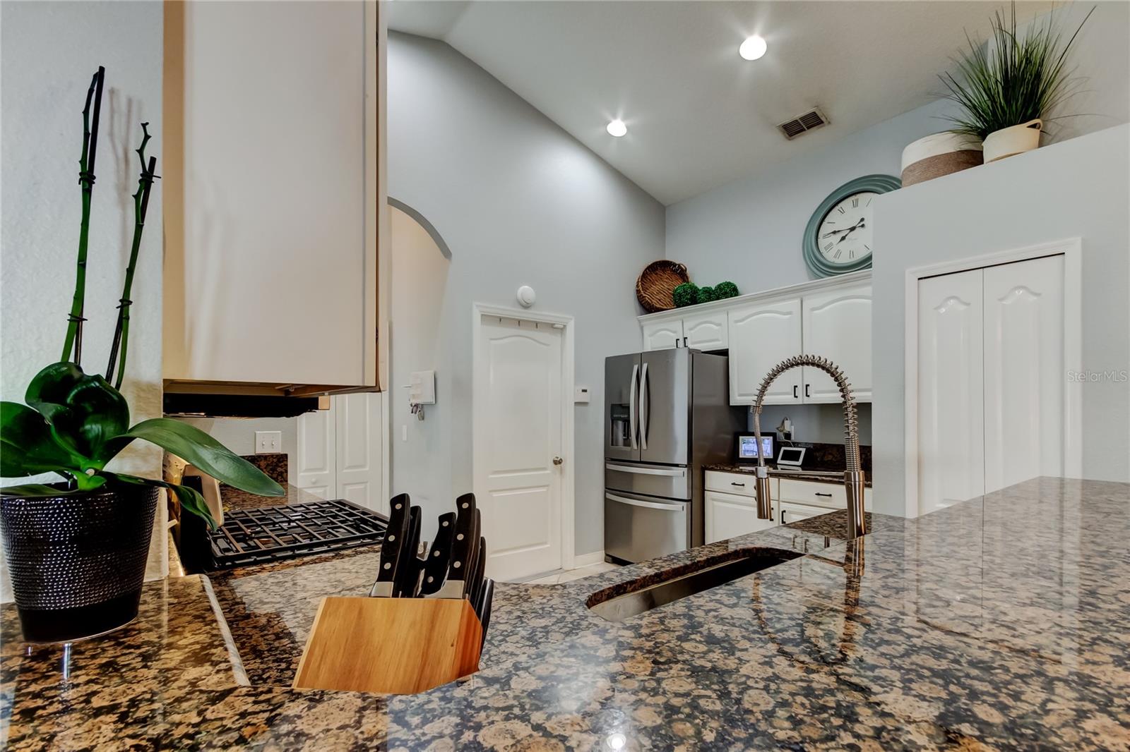 Listing photo id 18 for 11207 Cypress Reserve Drive