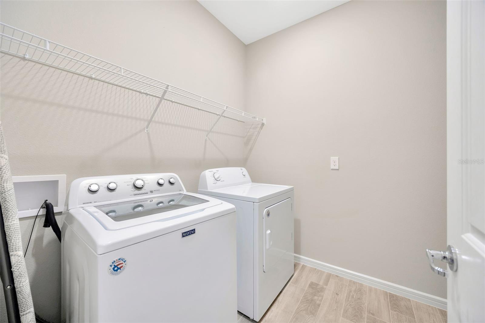 Image 43 of 56 For 6398 Bradford Woods Drive