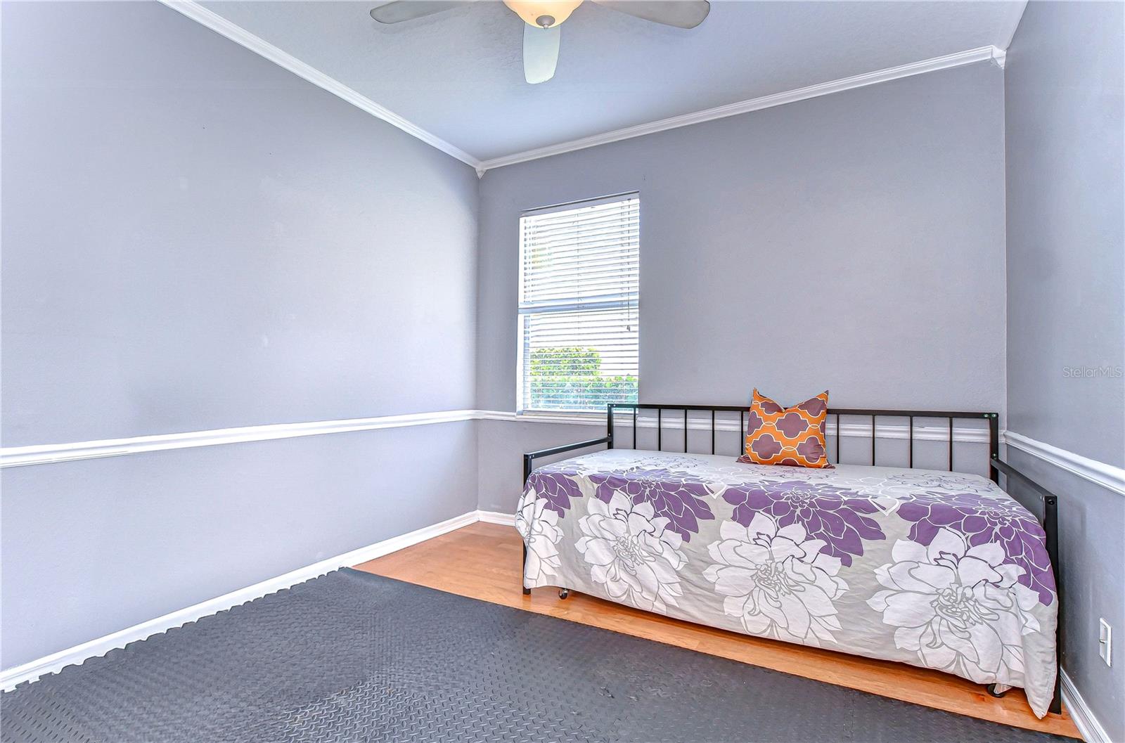 Listing photo id 20 for 3301 Stonebridge Trl