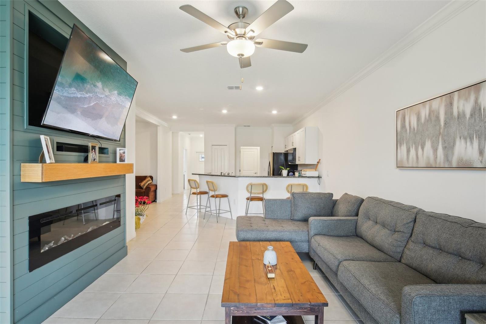 Listing photo id 9 for 6850 Ripple Pond Loop