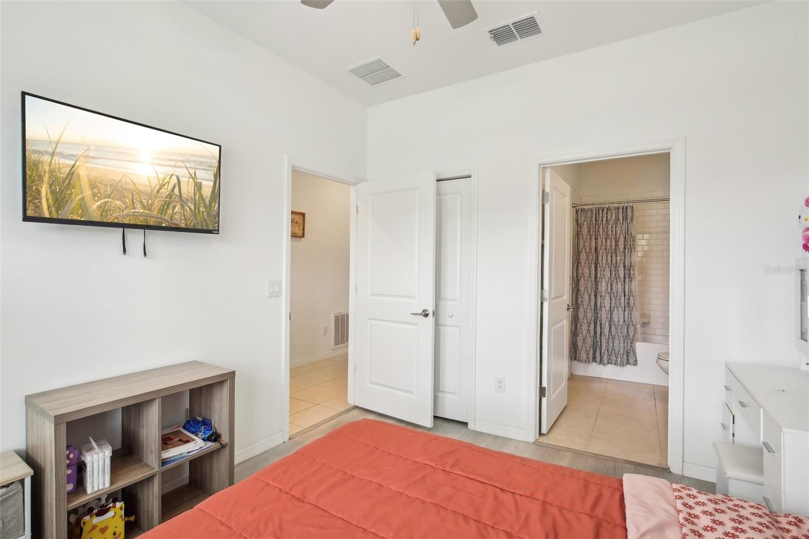 Listing photo id 26 for 6850 Ripple Pond Loop