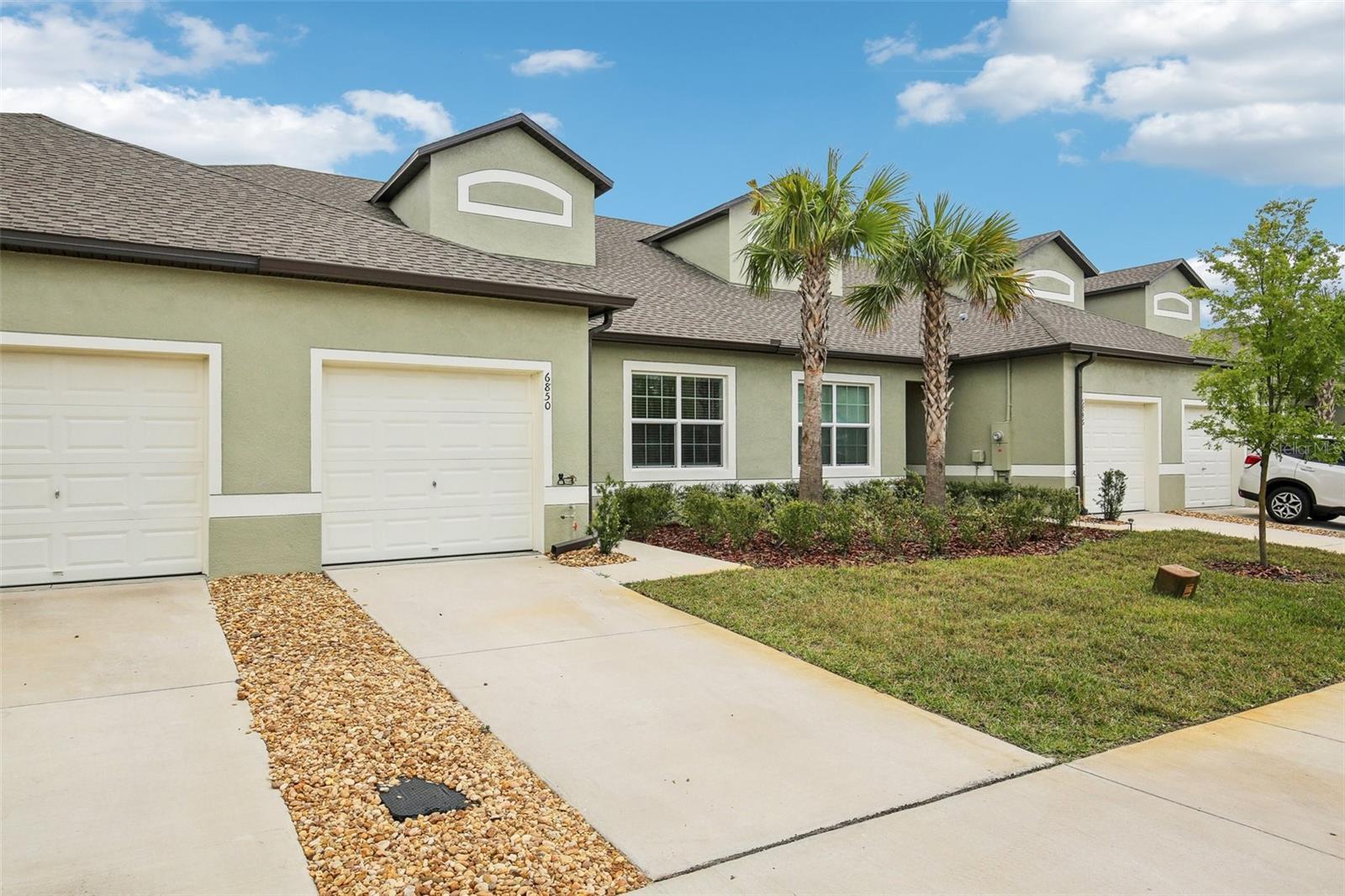 Listing photo id 3 for 6850 Ripple Pond Loop