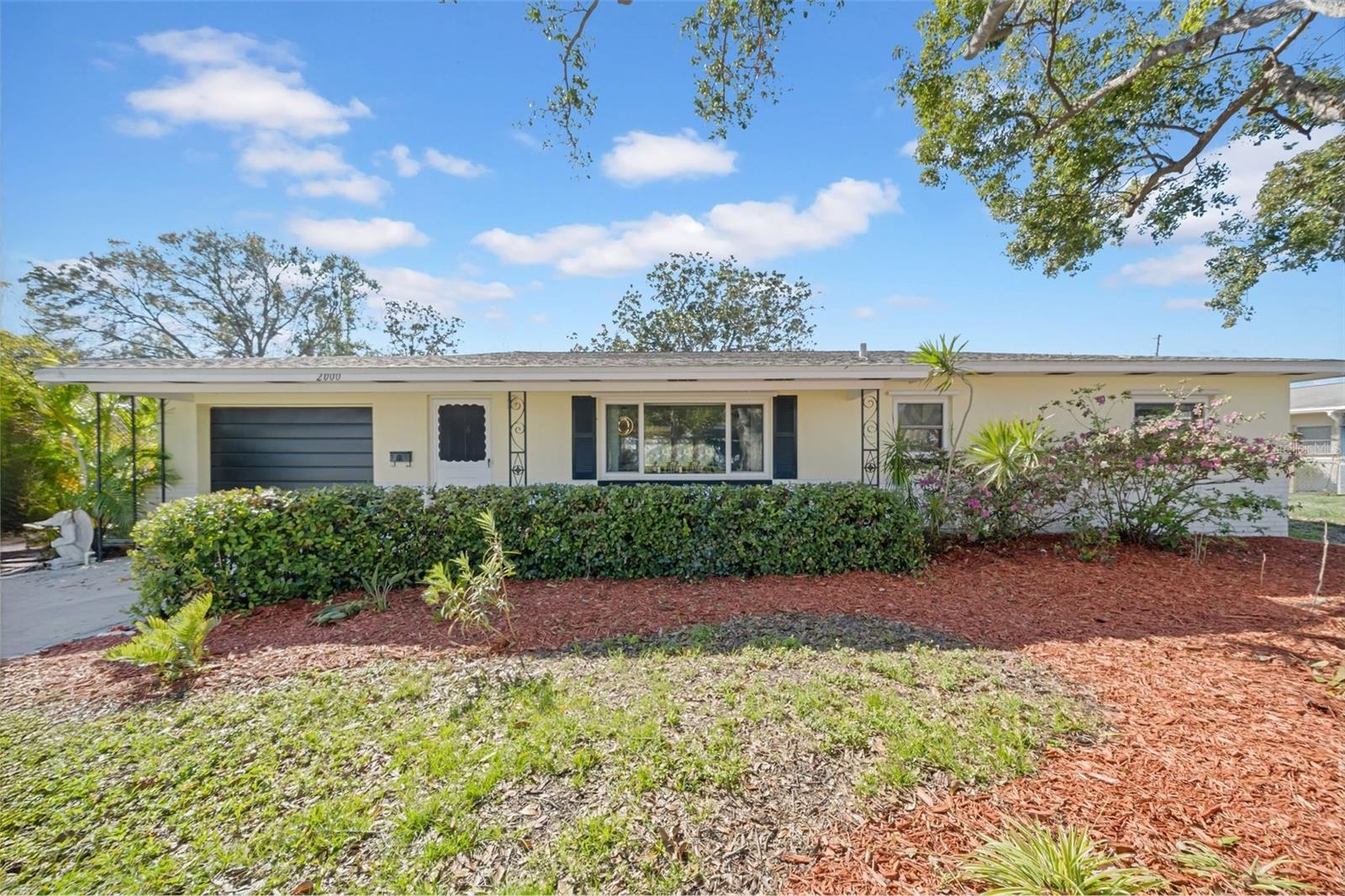 Details for 2000 59th Way N, ST PETERSBURG, FL 33710