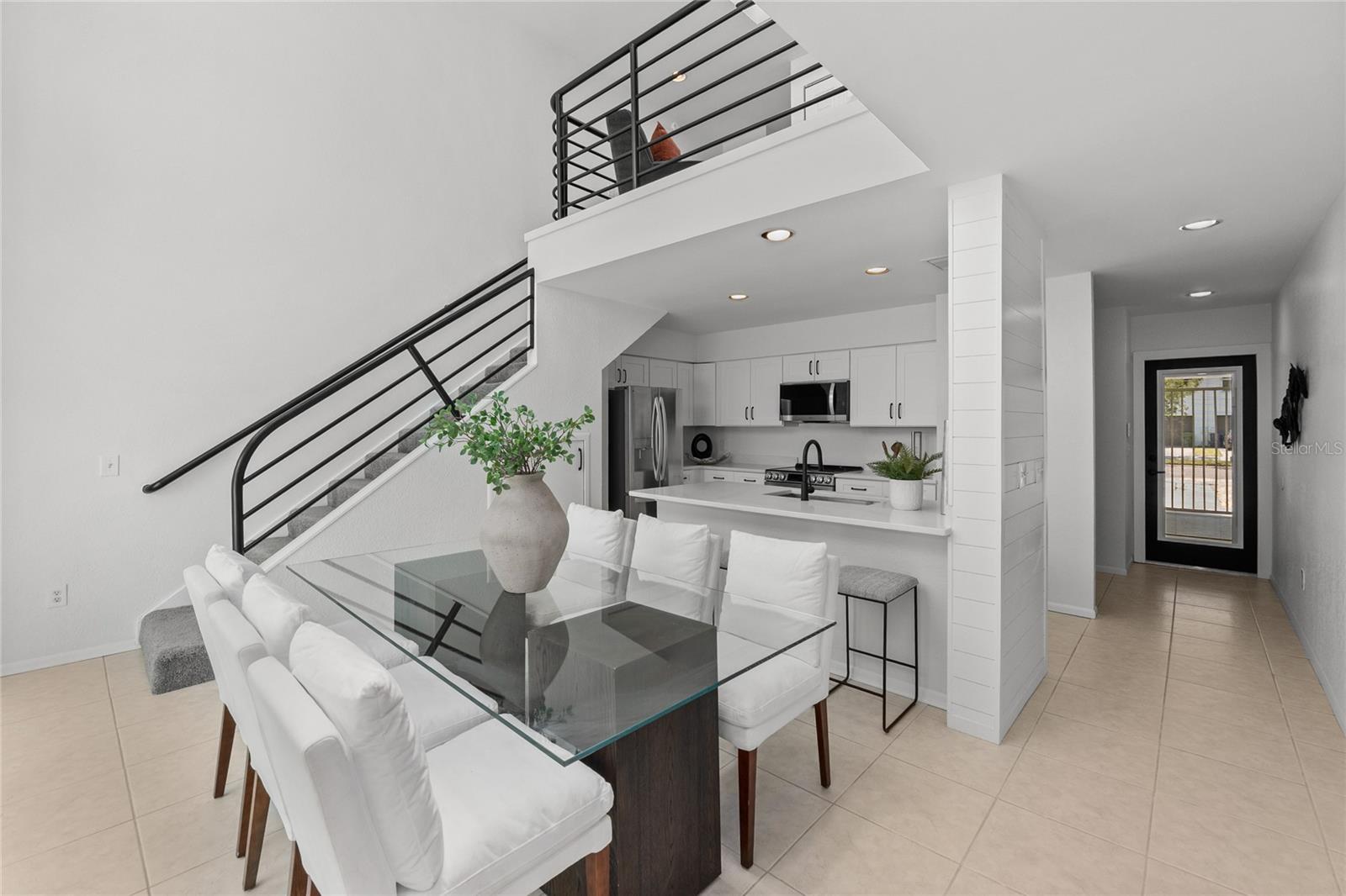Image 16 of 53 For 3101 El Prado Boulevard B