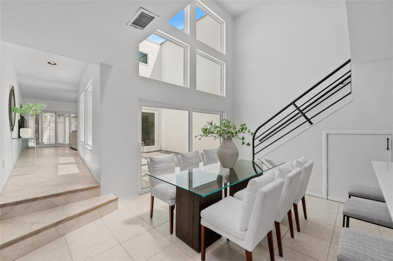 Image 17 of 53 For 3101 El Prado Boulevard B