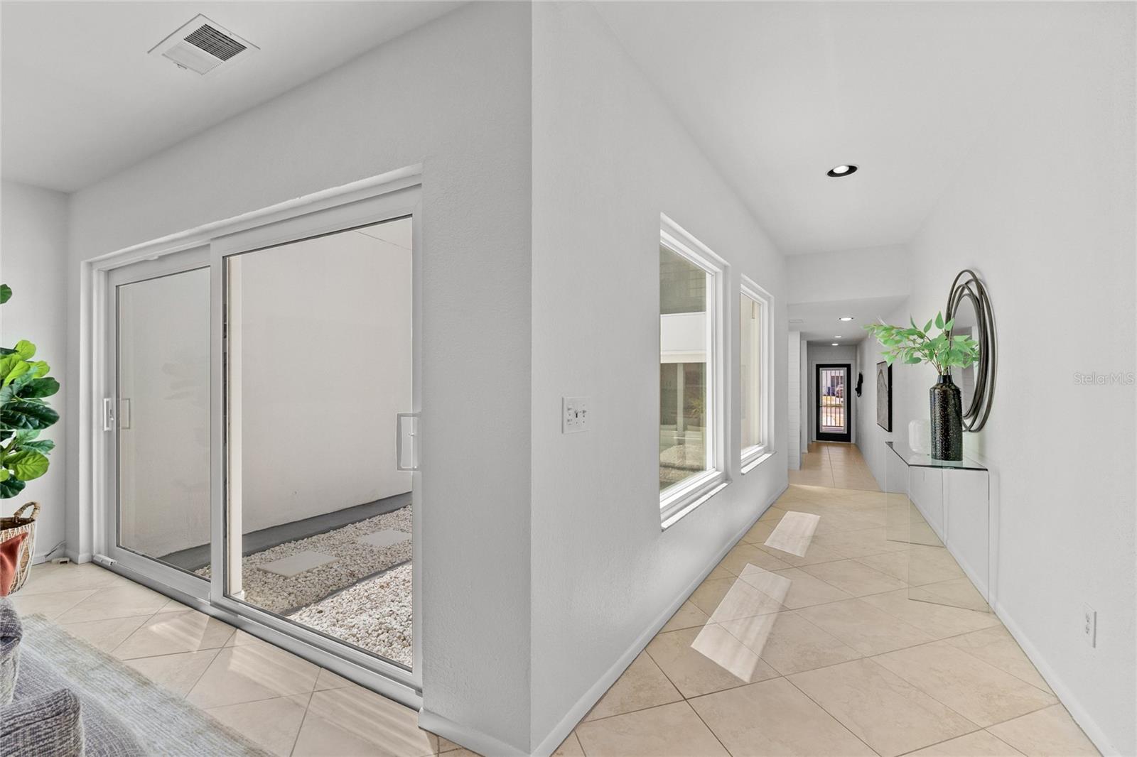 Image 24 of 53 For 3101 El Prado Boulevard B