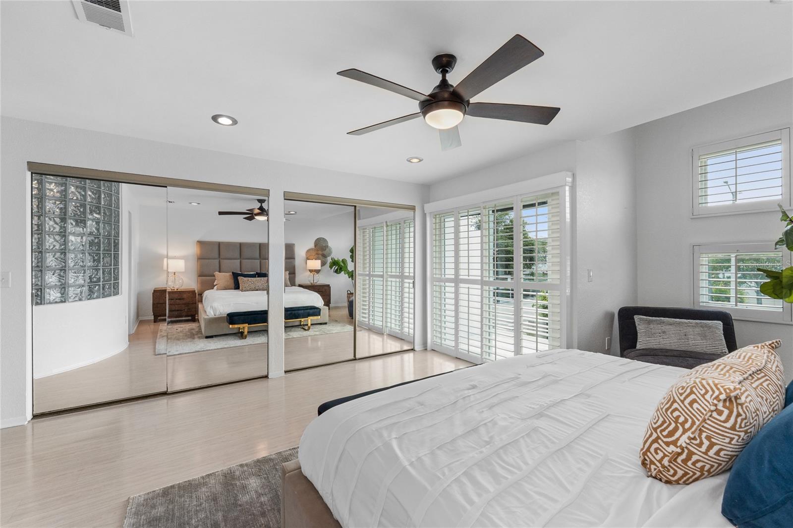 Image 33 of 53 For 3101 El Prado Boulevard B