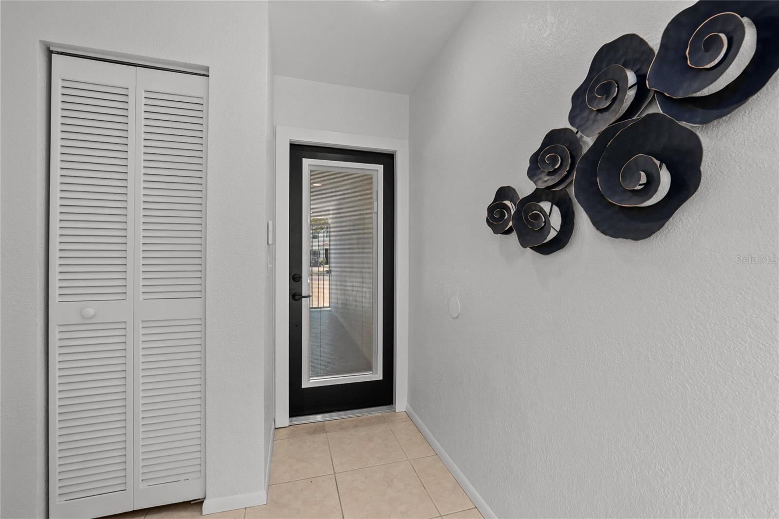 Image 5 of 53 For 3101 El Prado Boulevard B