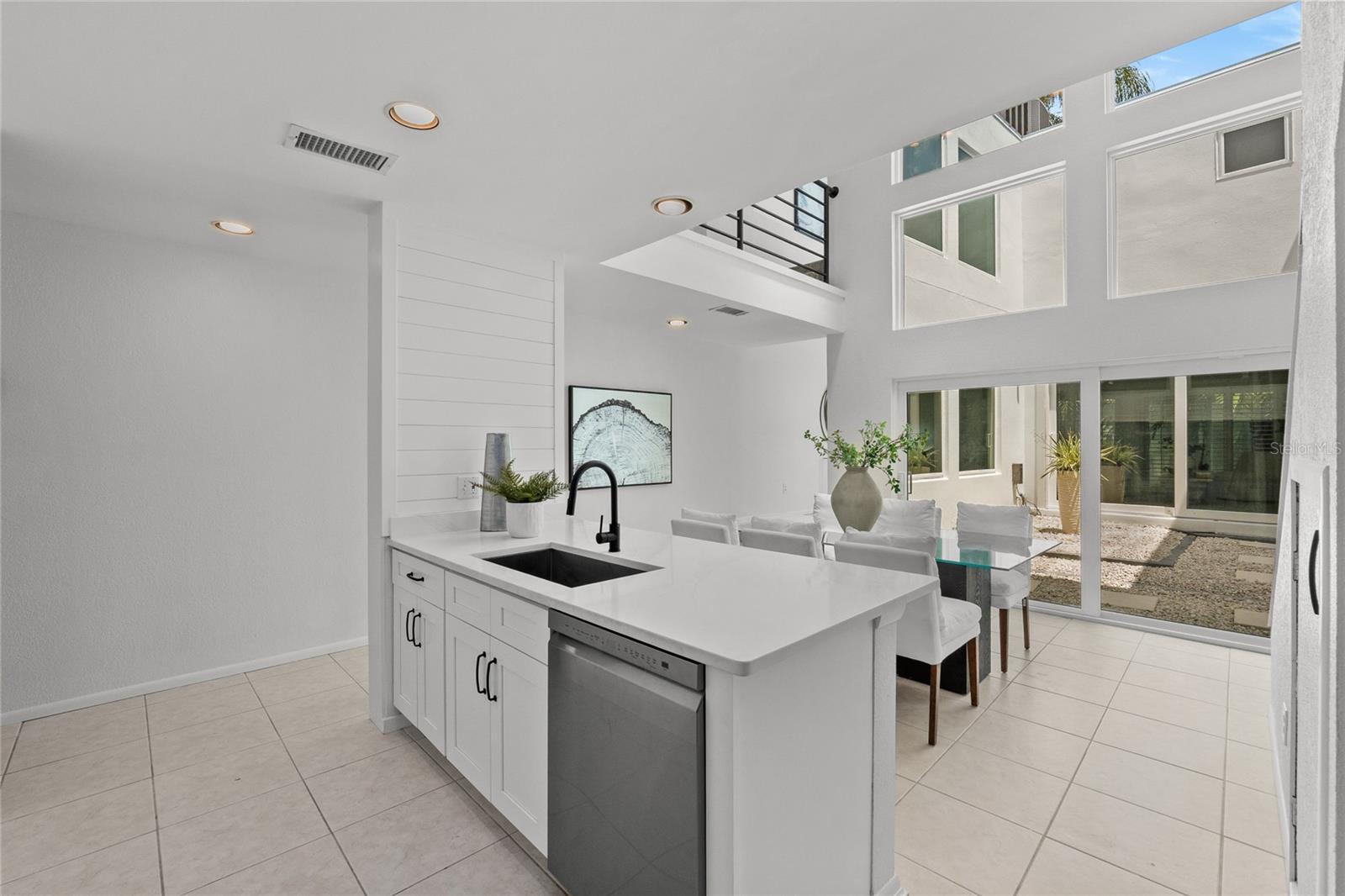 Image 8 of 53 For 3101 El Prado Boulevard B