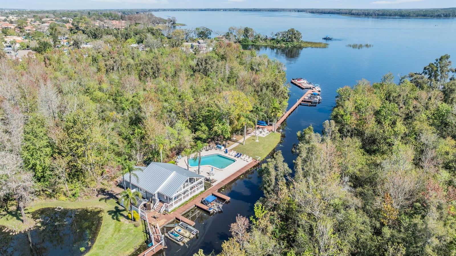 Image 23 of 37 For 2511 Dolly Bay Drive 304