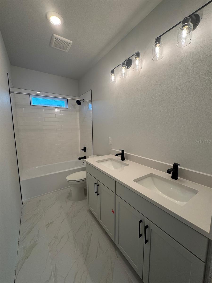 Image 16 of 45 For 7258 Kodiak Lane