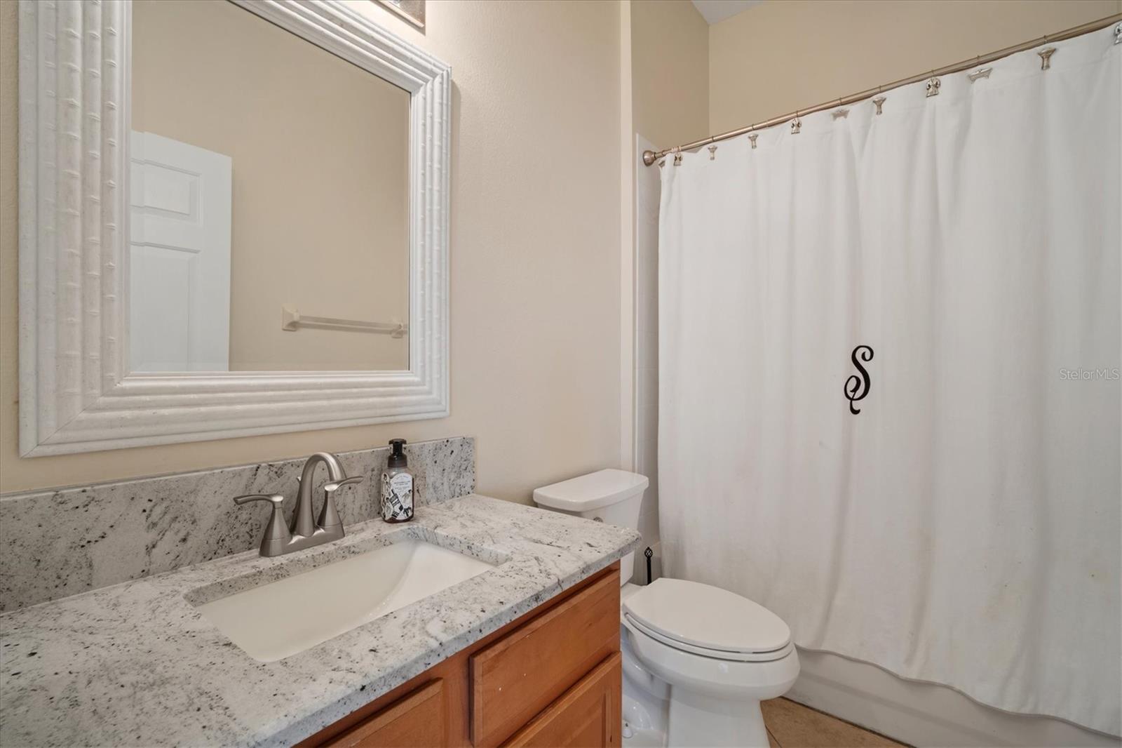 Listing photo id 29 for 23331 Abercorn Lane