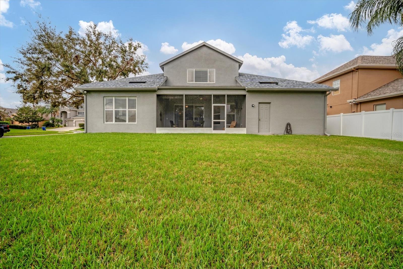 Listing photo id 39 for 23331 Abercorn Lane