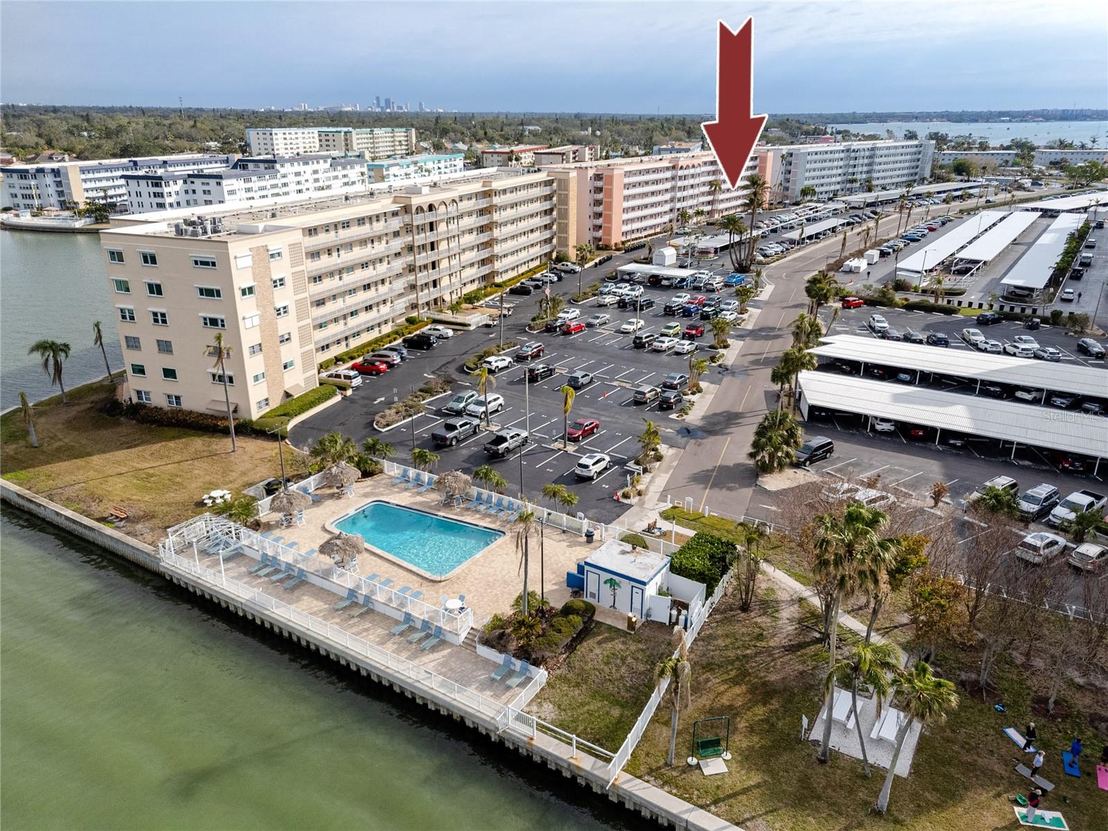 Listing photo id 29 for 6025 Shore Boulevard S 410