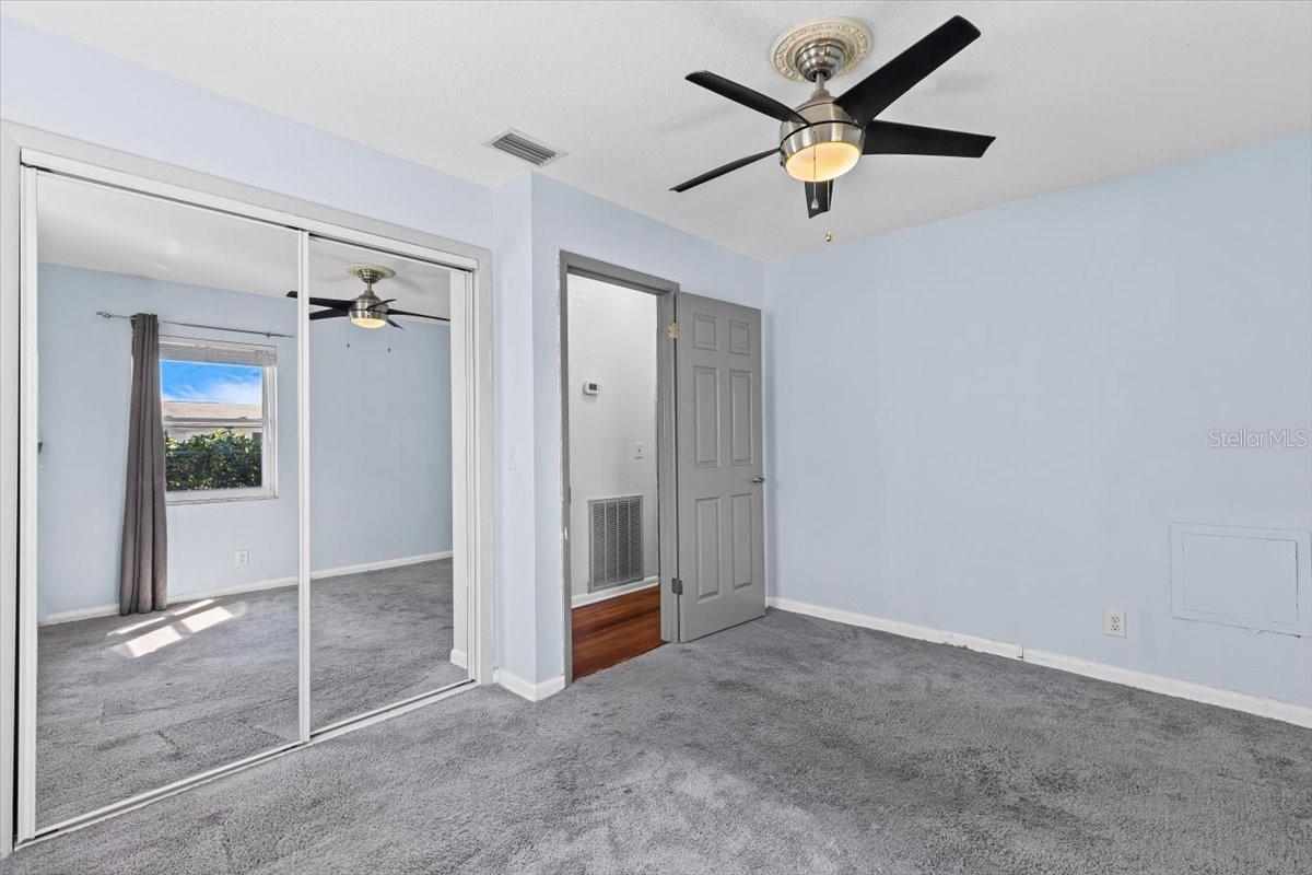 Image 18 of 30 For 6337 Lansdale Circle