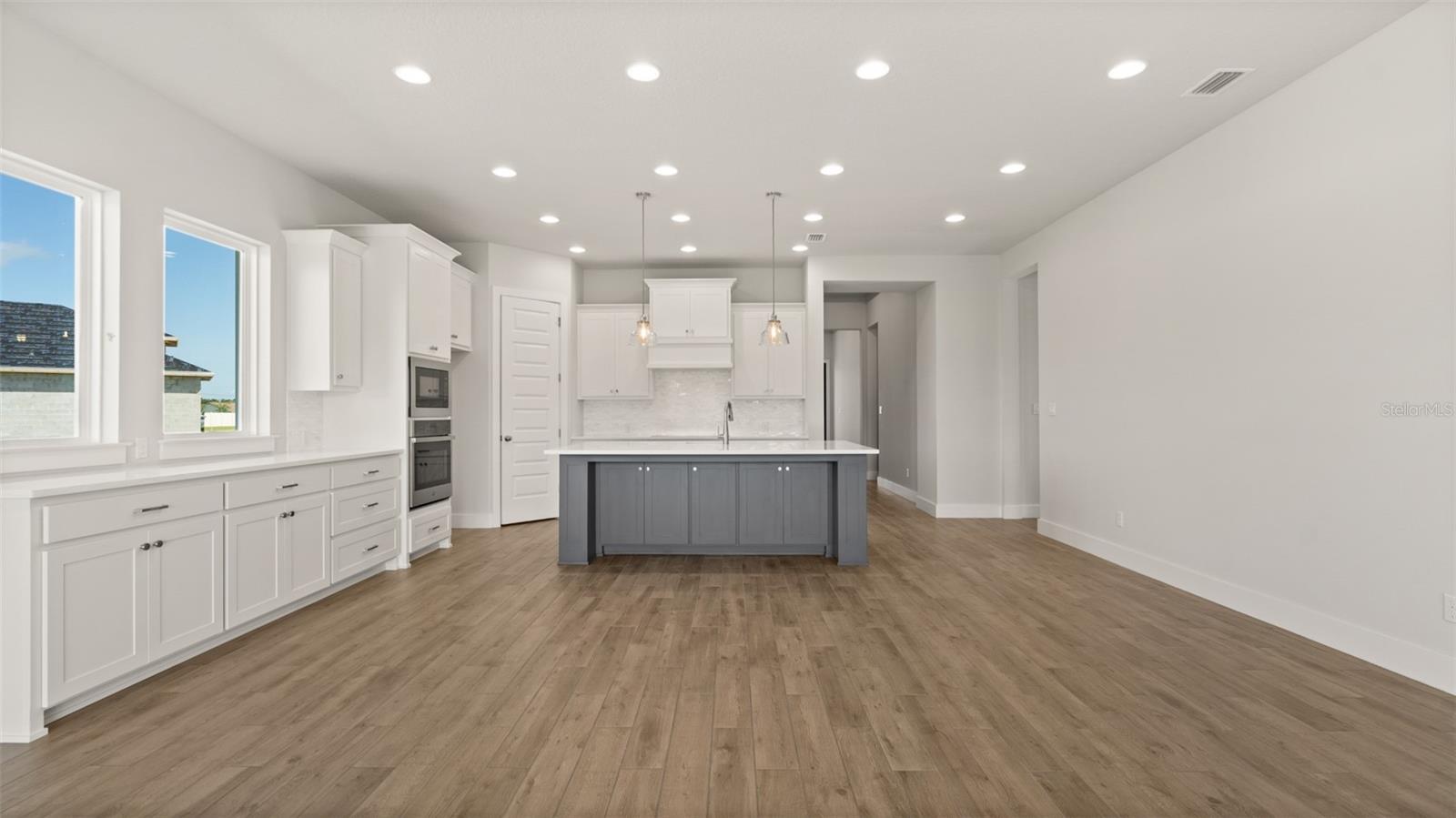 Image 4 of 18 For 3707 109th Street East