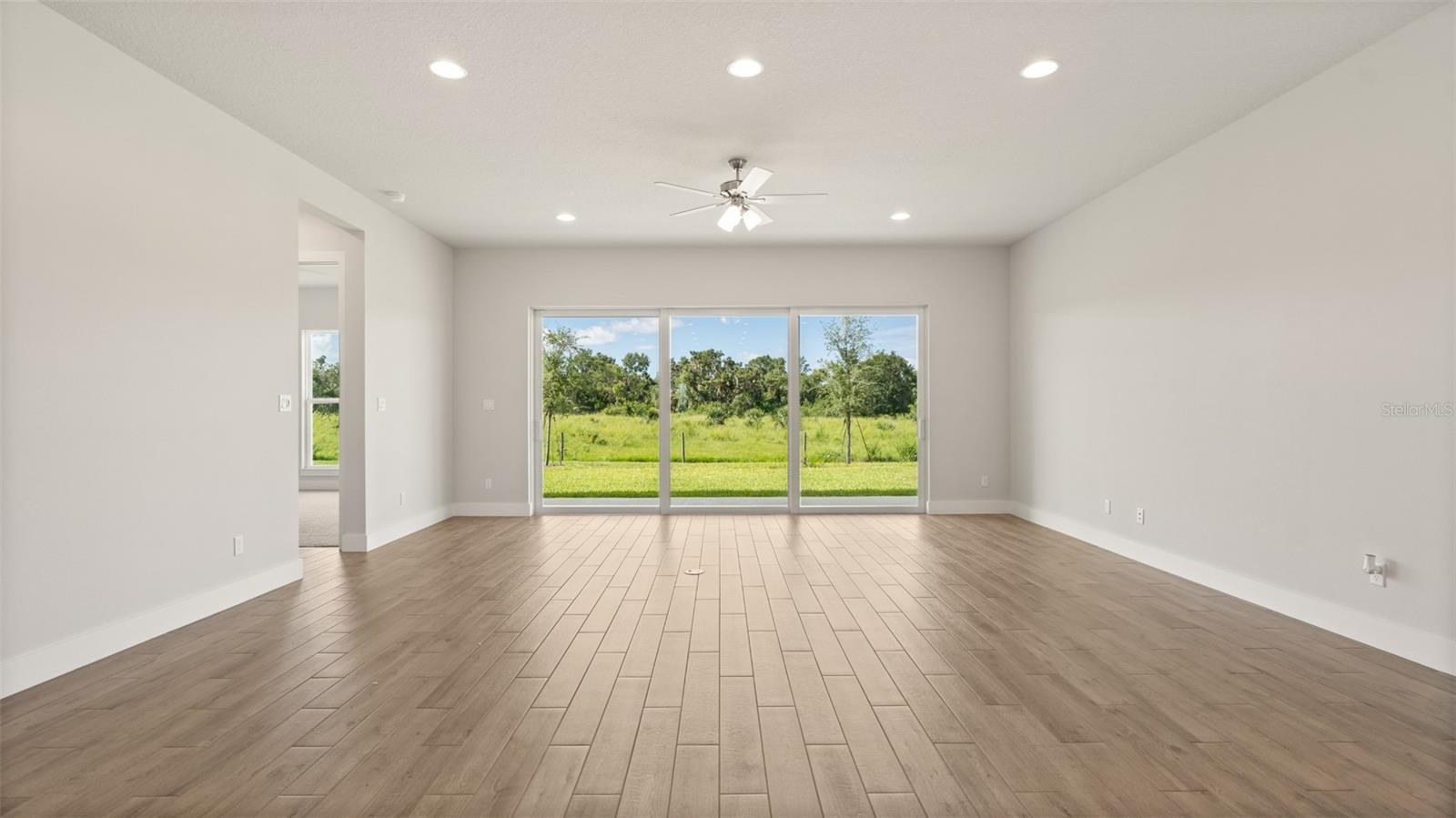 Image 5 of 18 For 3707 109th Street East