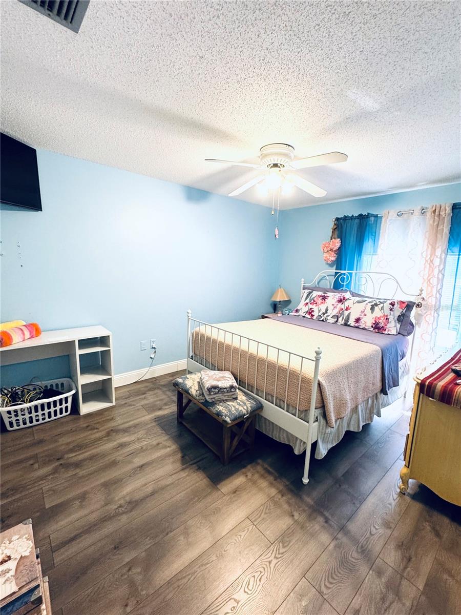 Image 48 of 54 For 2700 Bayshore Boulevard 2308