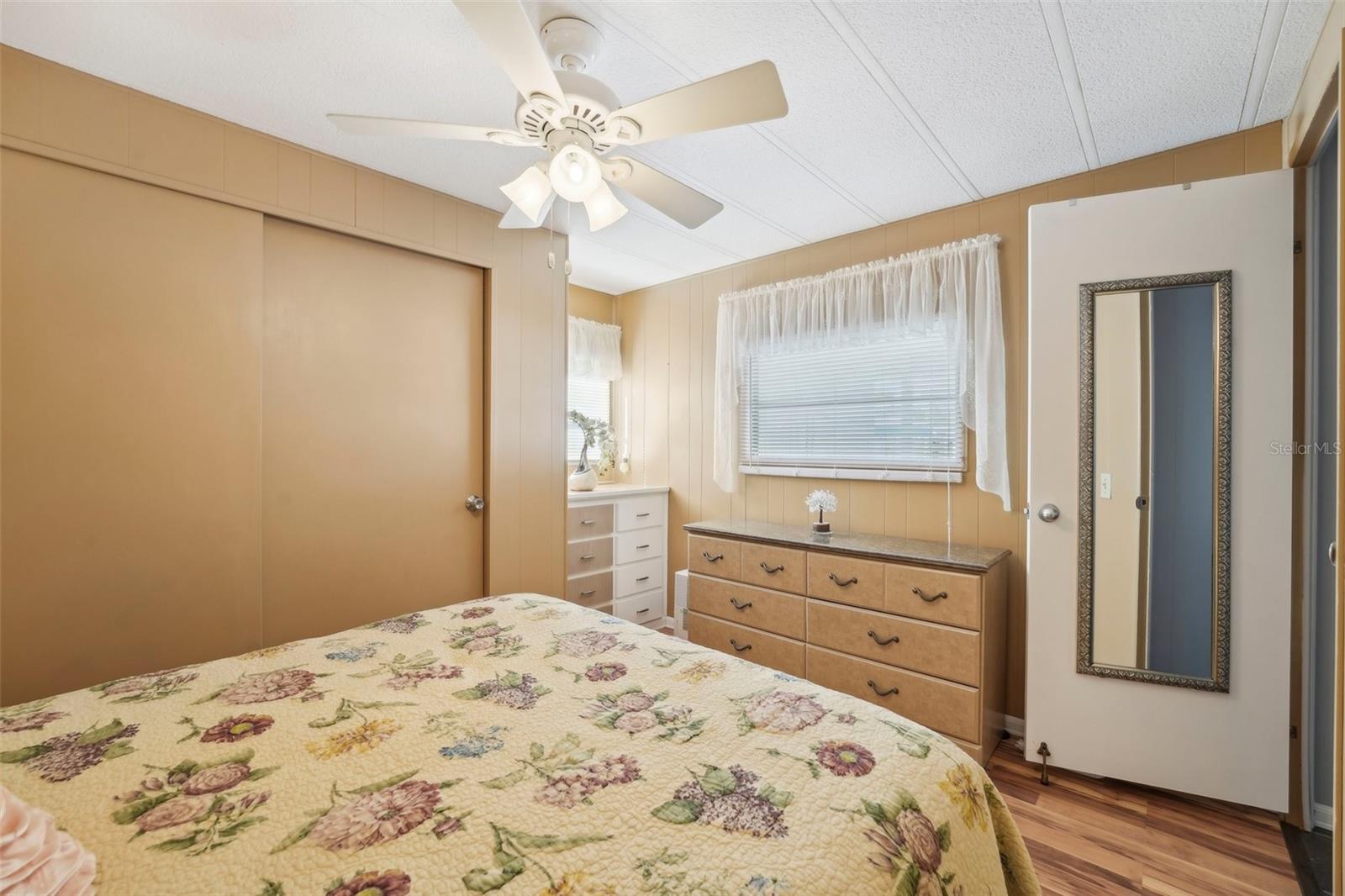 Listing photo id 16 for 1600 Old Coachman Road 709