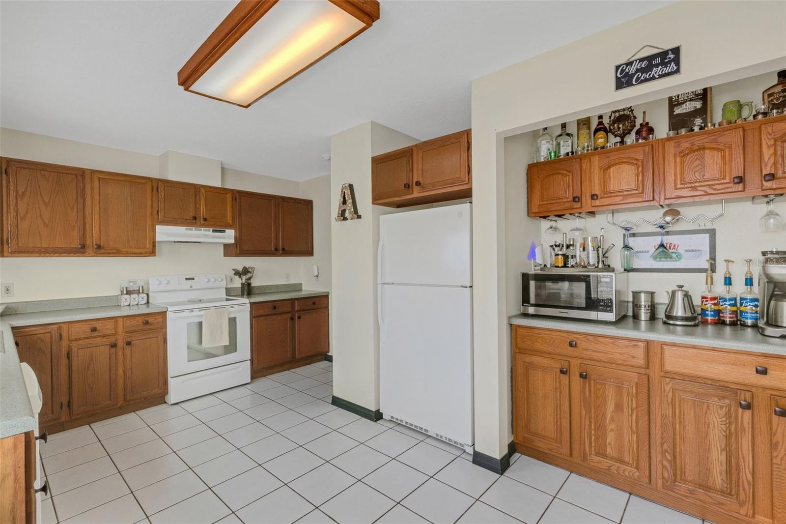 Image 31 of 52 For 80 Squire Court