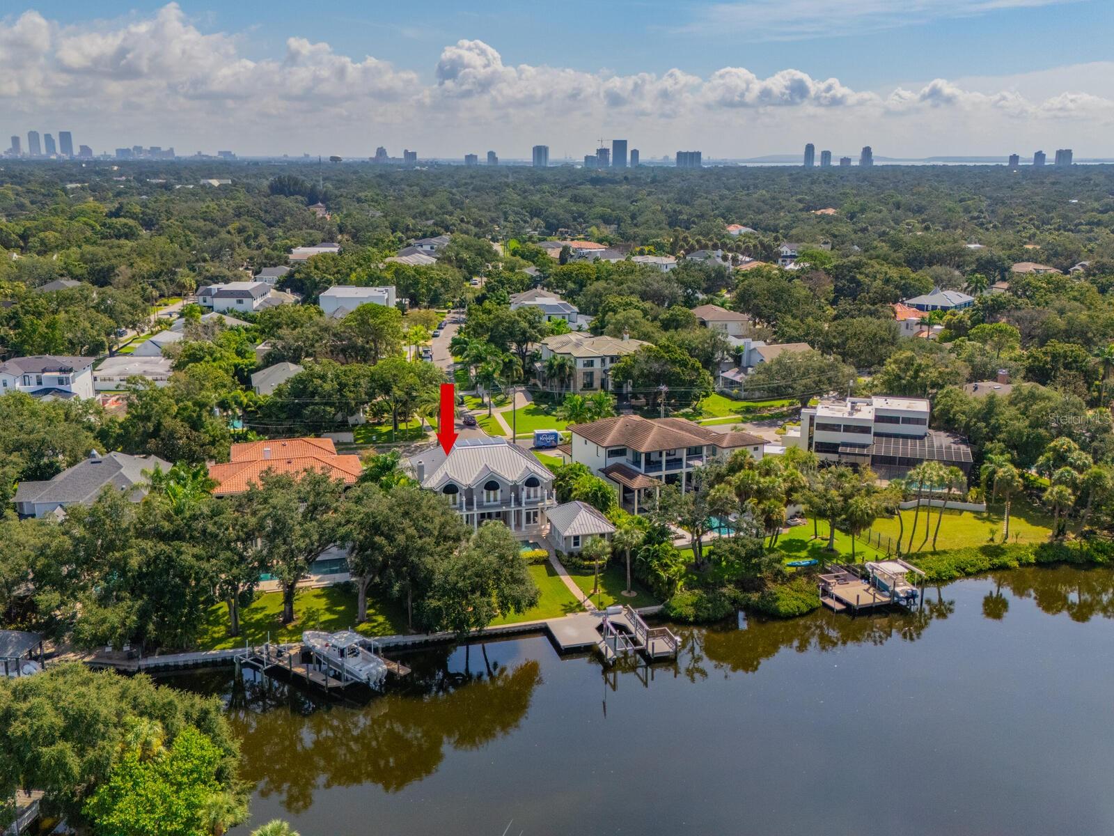 Listing photo id 35 for 2509 Dundee Street