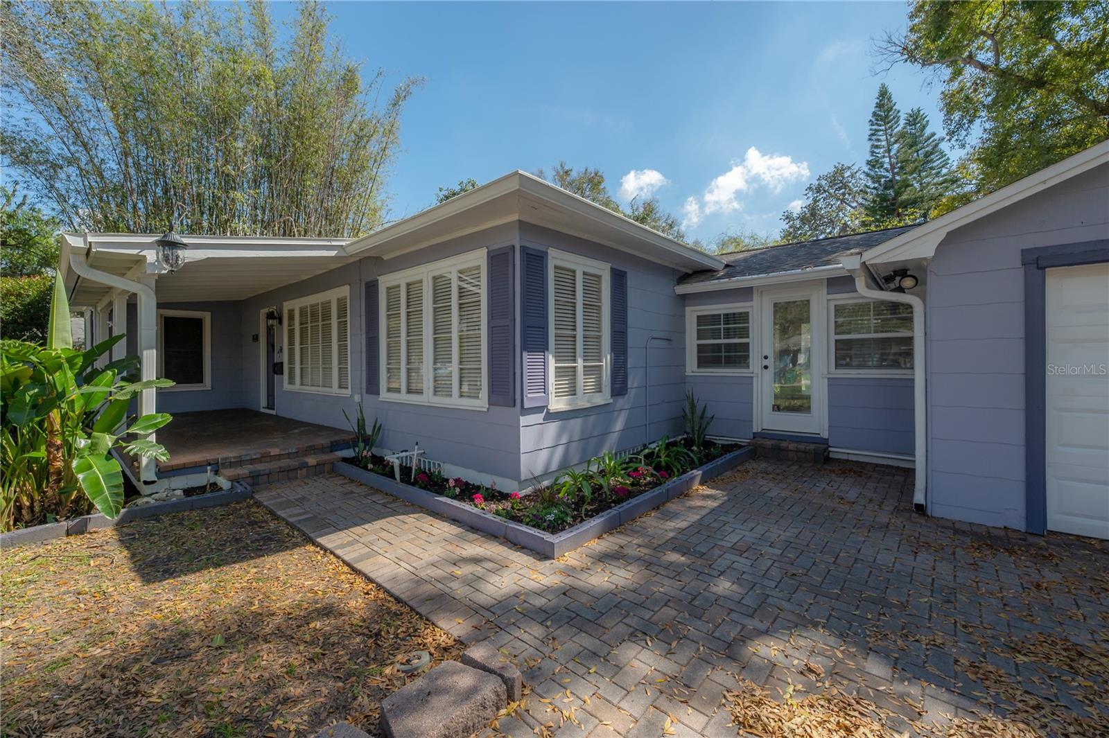 Listing photo id 2 for 1303 Clifton Street